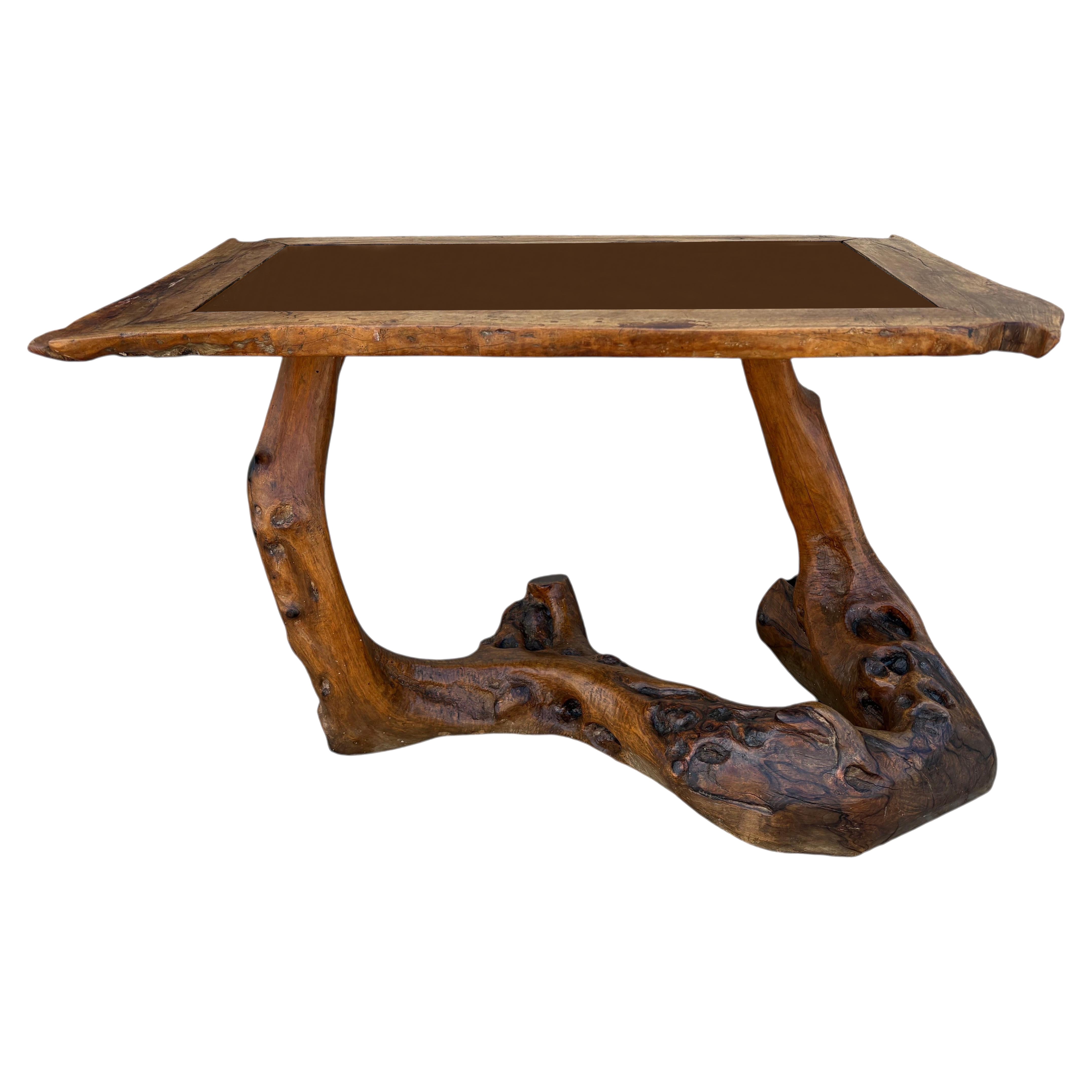 Moderner Couchtisch im französischen Bio-Stil im Angebot