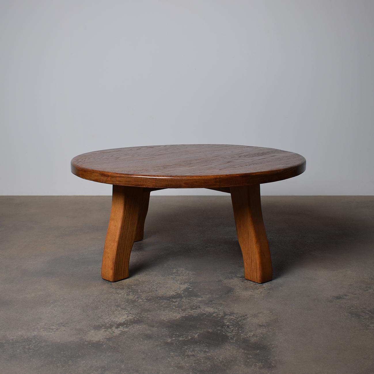 Hand-Crafted French Brutalist Round Solid Oak Coffee Table For Sale