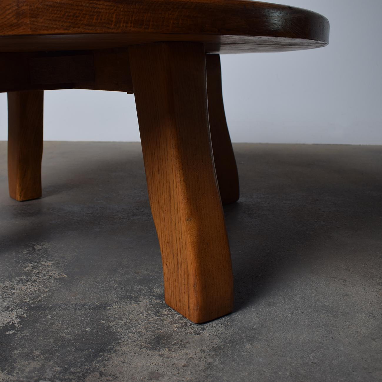 Mid-20th Century French Brutalist Round Solid Oak Coffee Table For Sale