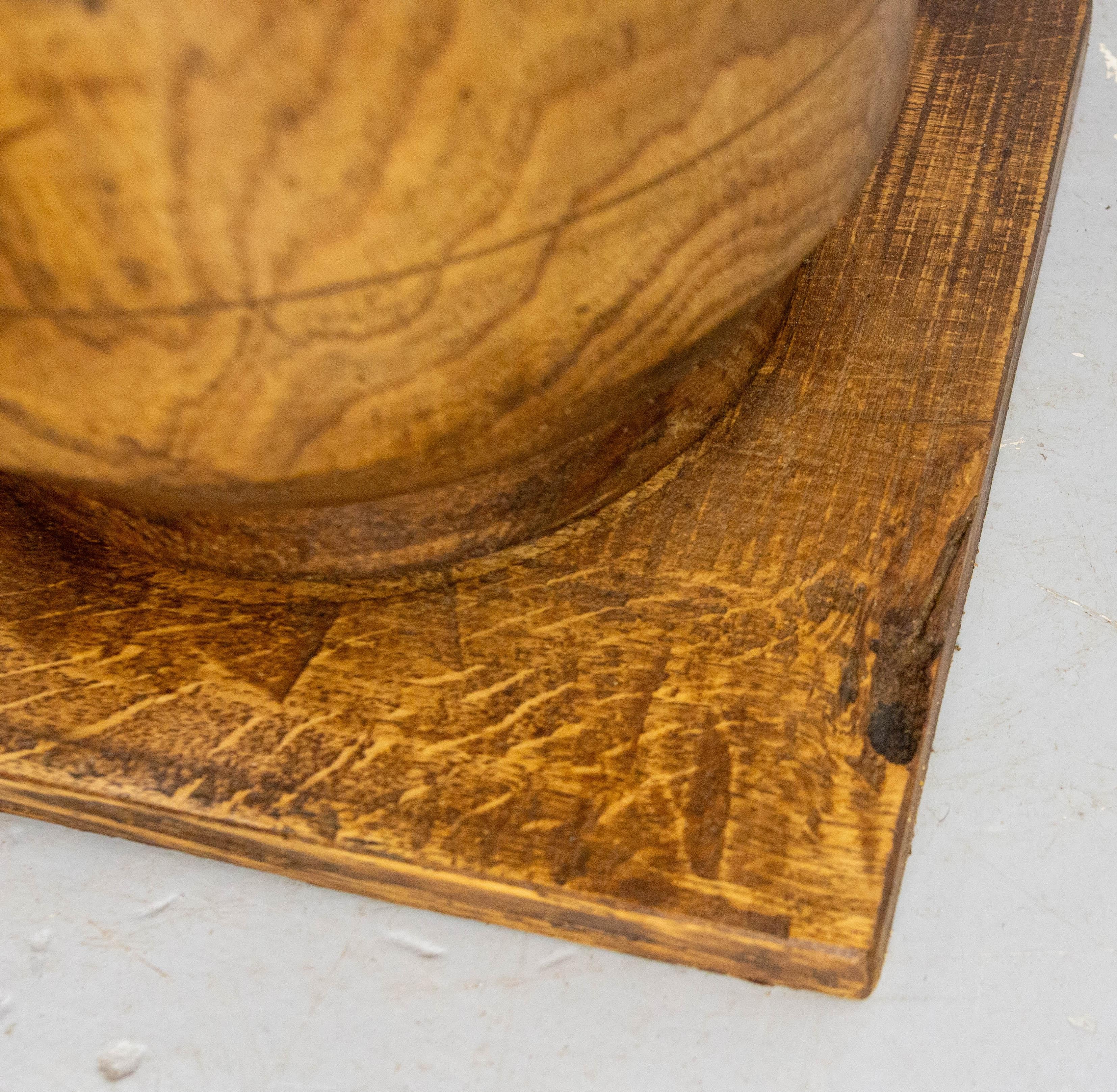 French Brutalist Side Table Elm Wood Hubs Pedestal, circa 1940 im Angebot 4