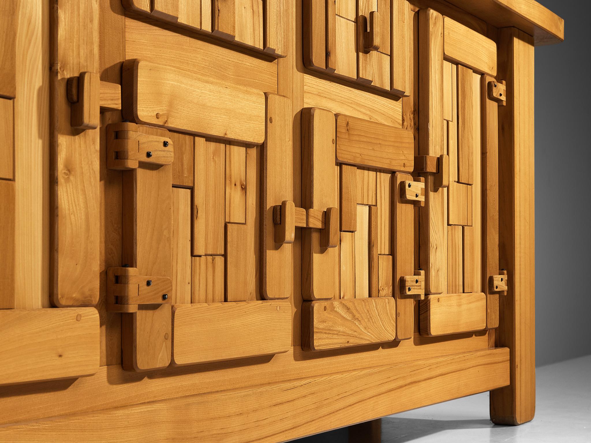 French Brutalist Sideboard with Graphic Doors in Solid Elm For Sale 6