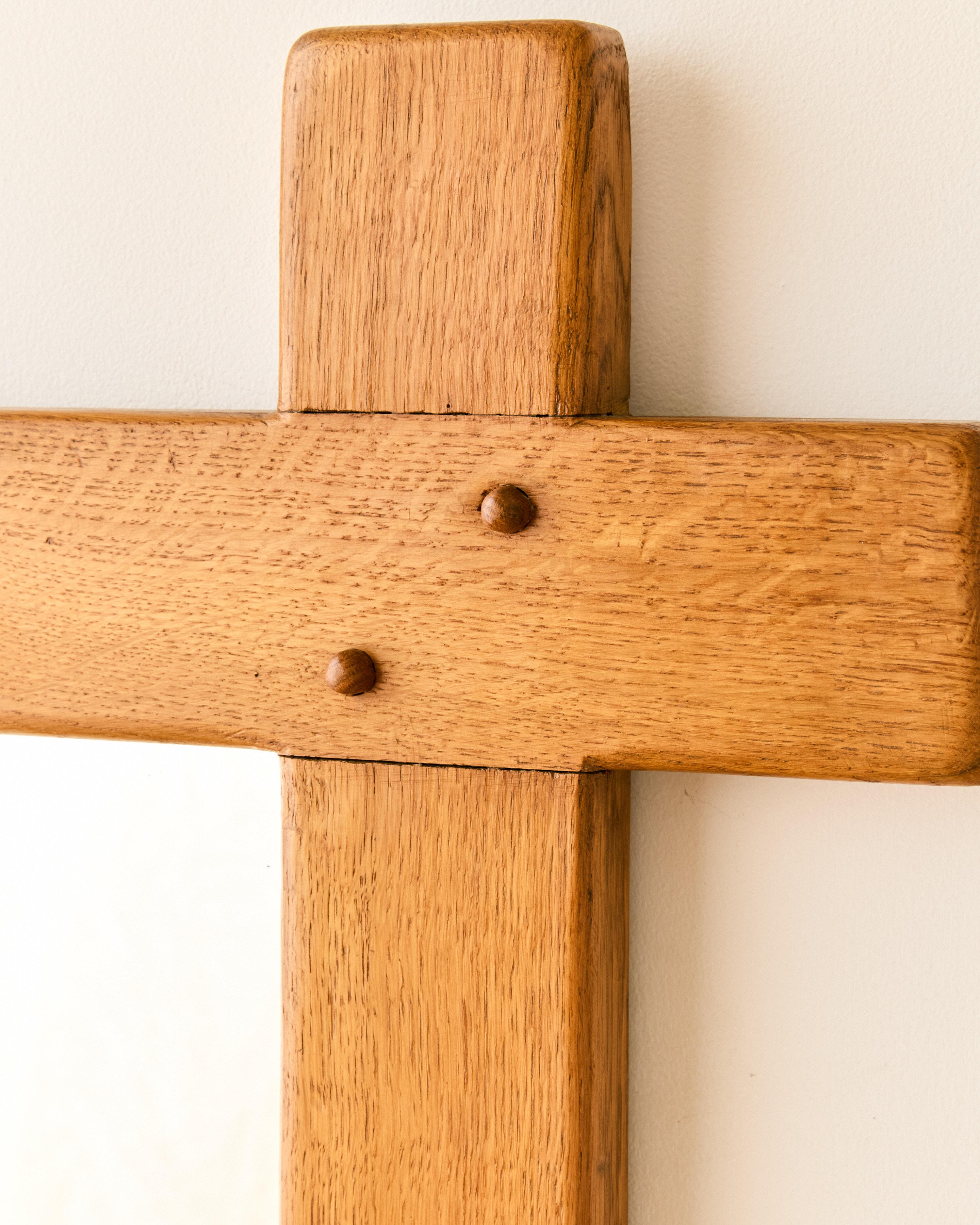 Miroir français brutaliste en Oak massif c.I.C. Bon état - En vente à Long Island City, NY