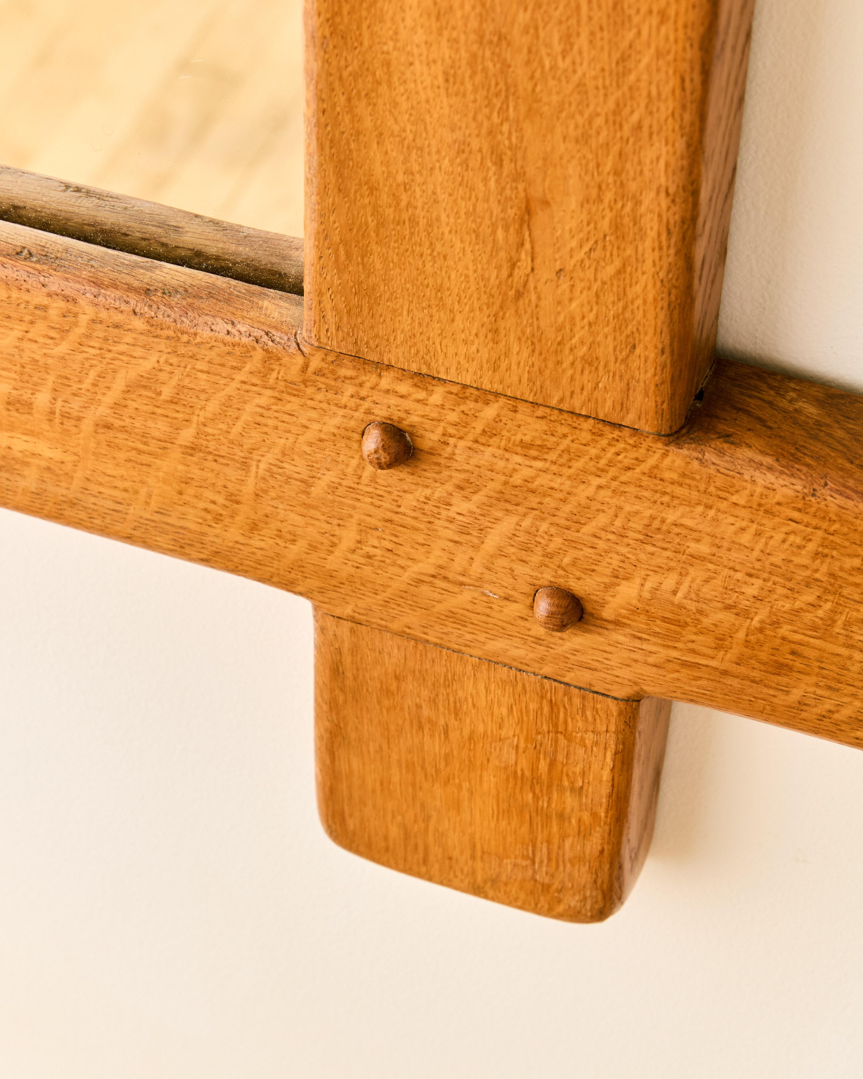 Verre Miroir français brutaliste en Oak massif c.I.C. en vente