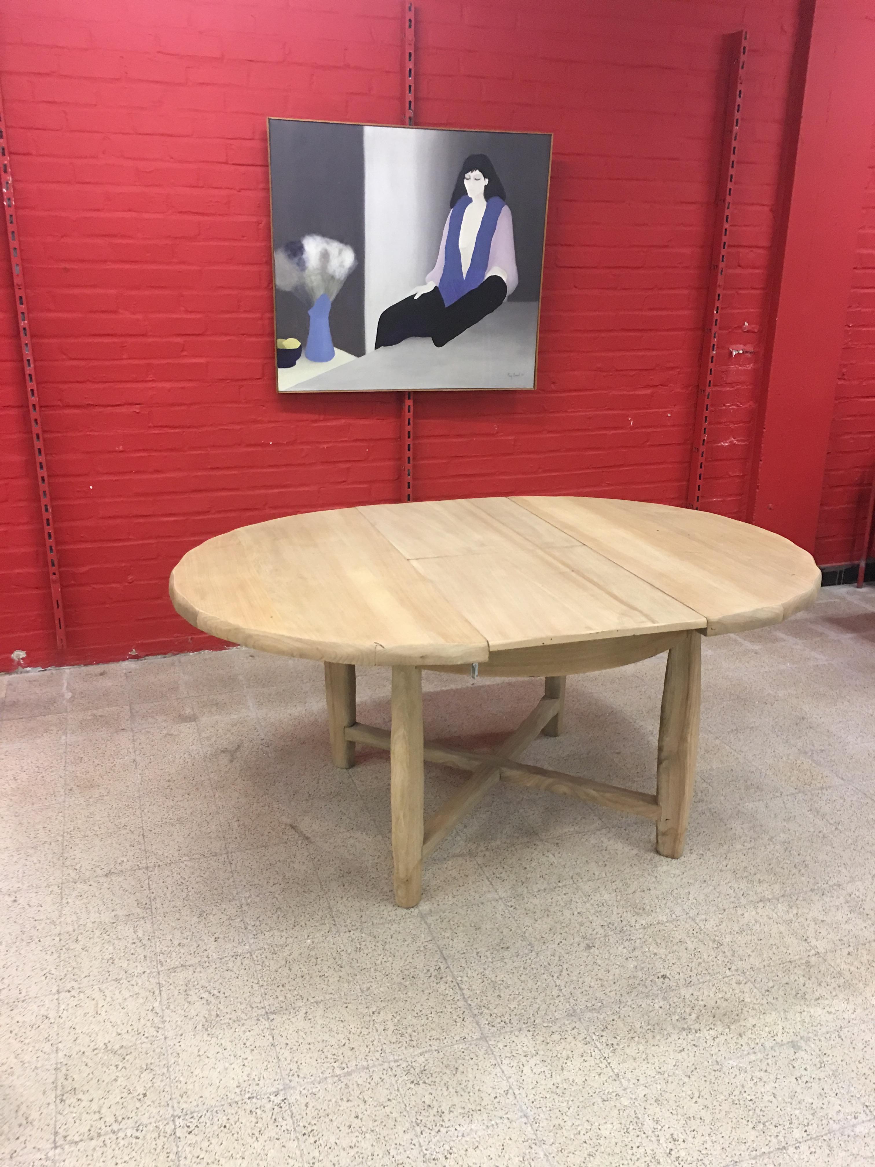 French Brutalist Table in Solid Elm, circa 1950-1960 For Sale 1