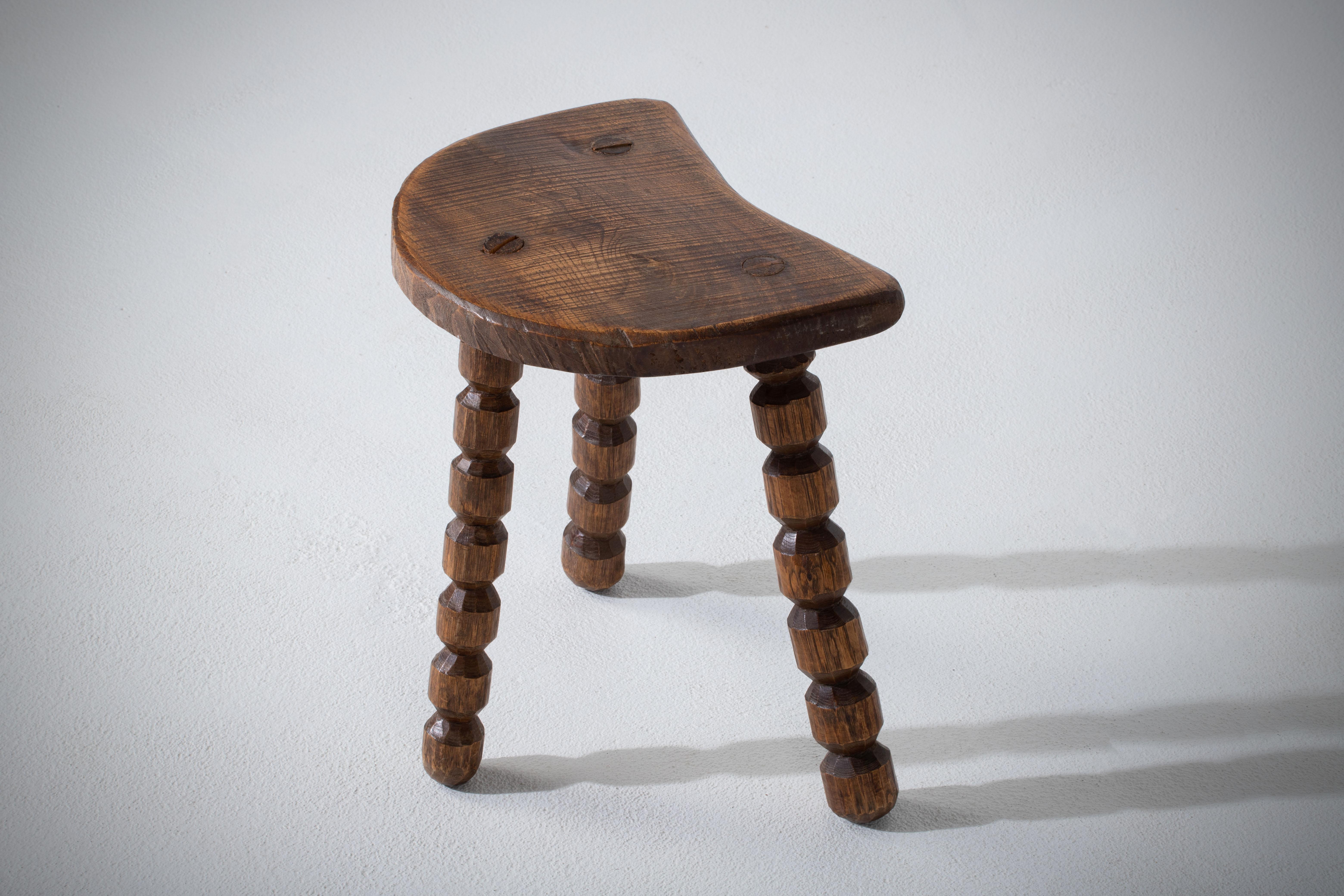 Mid-Century Modern French Brutalist Tripod Stool, 1950s For Sale