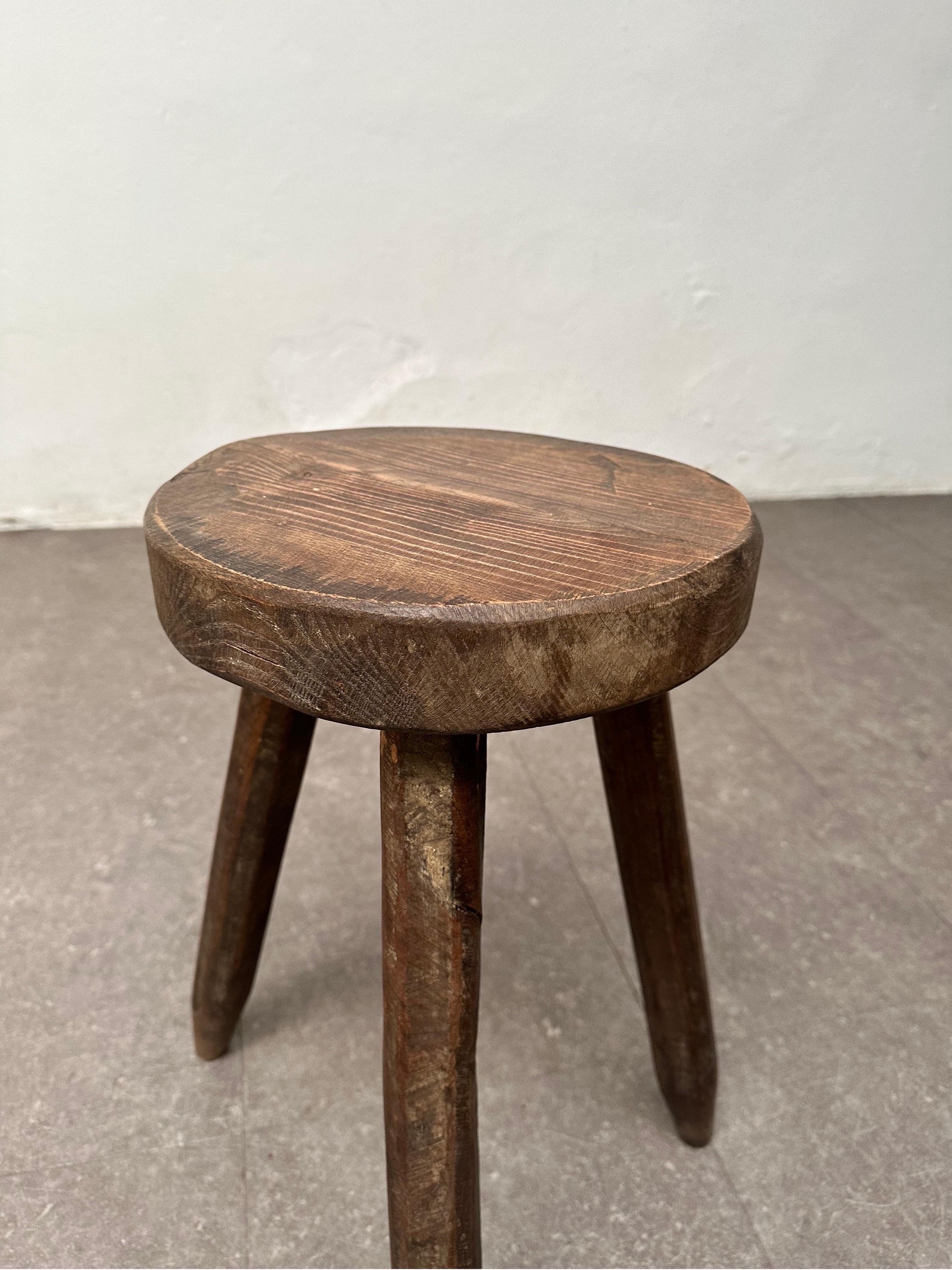 French Brutalist Tripod Stool, 1960s - Embrace the Charm of Primitive Elegance For Sale 3