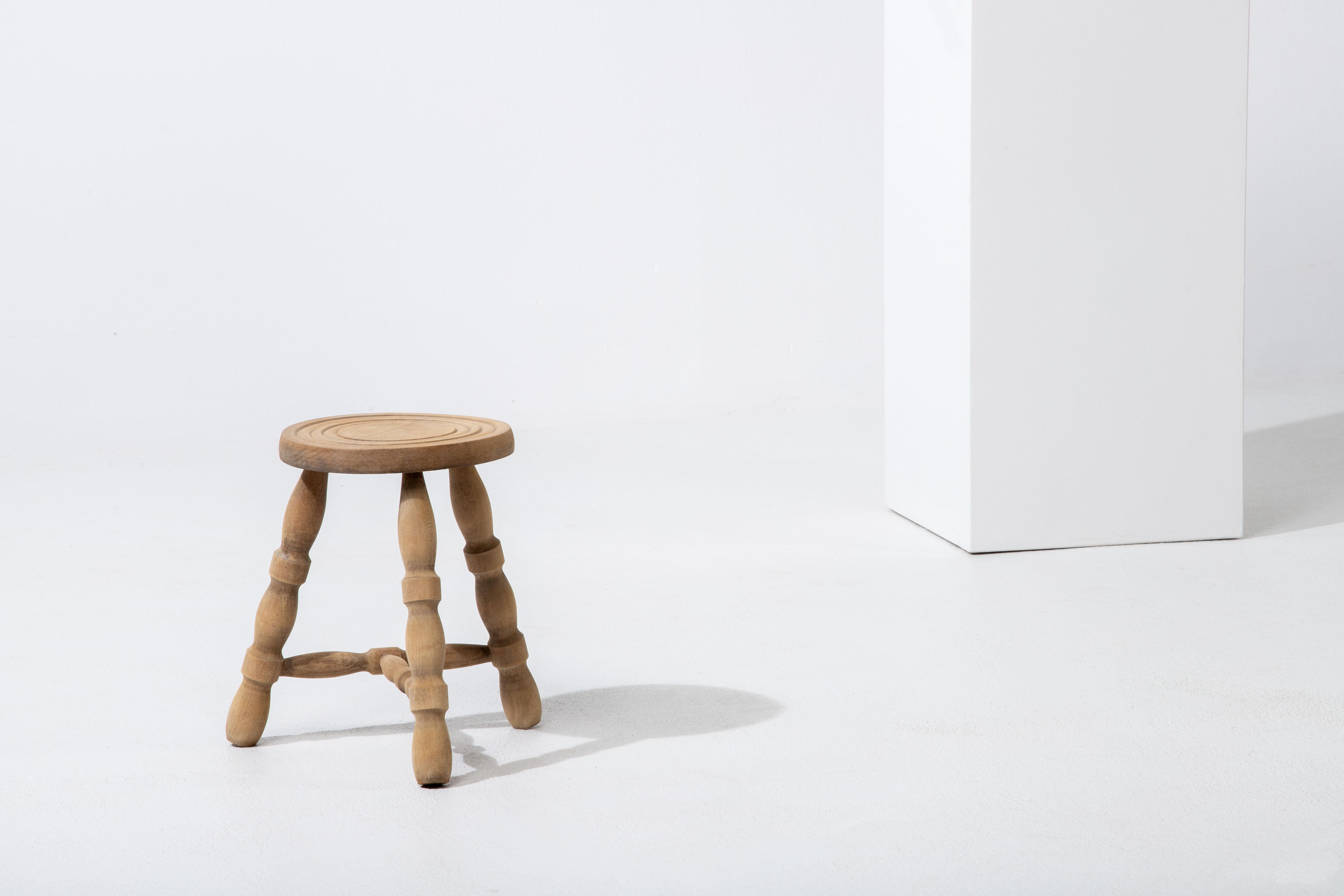 Exquisite Vintage French Wooden Stool: A Rustic Gem from the 1960s

Step into the rustic allure of 1960s France with this captivating wooden stool. Crafted in a truly rustic style, this piece emanates the charm of an era known for its unpretentious