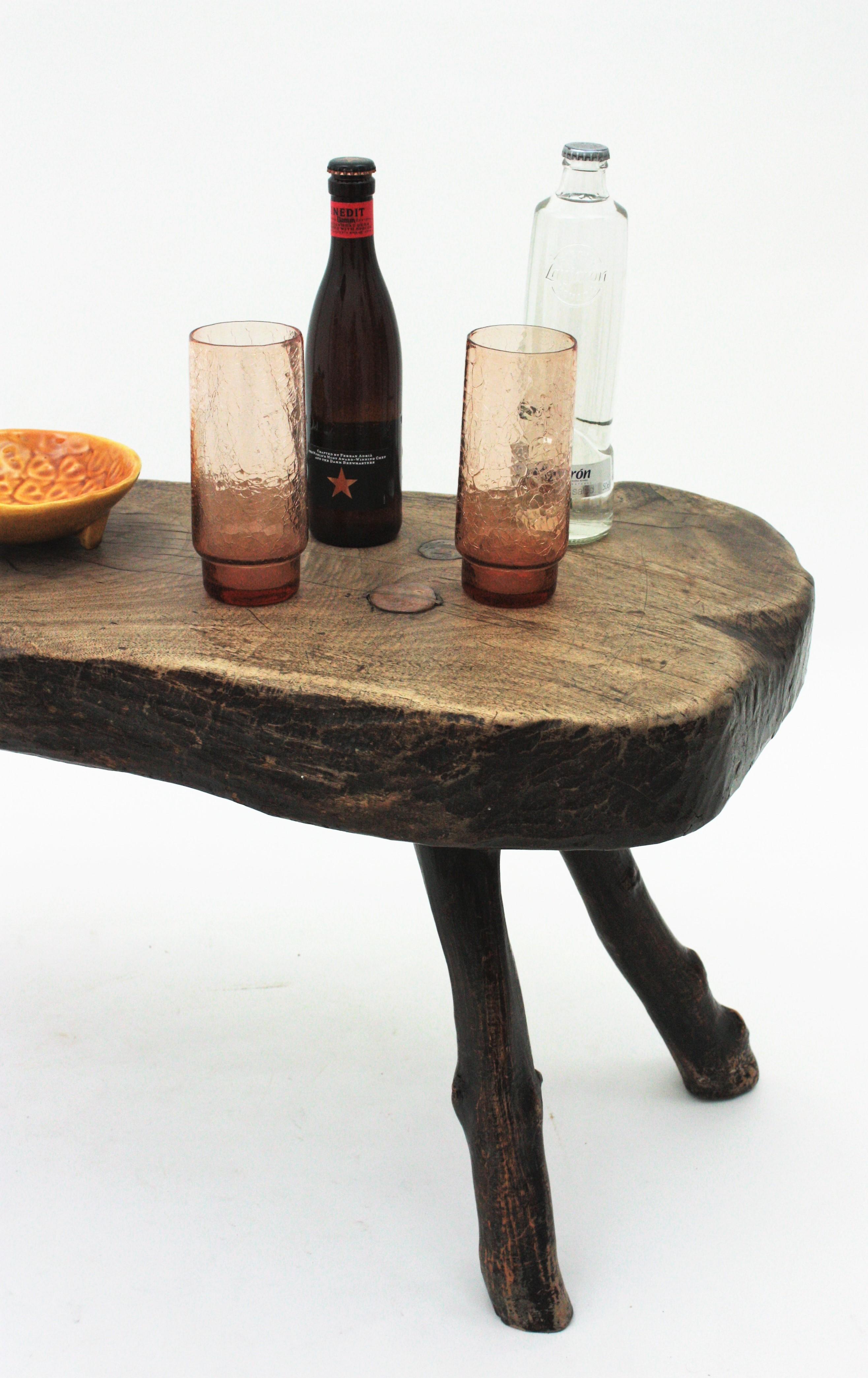 French Brutalist Wabi Sabi Rustic Tripod Side Table, 1950s For Sale 4