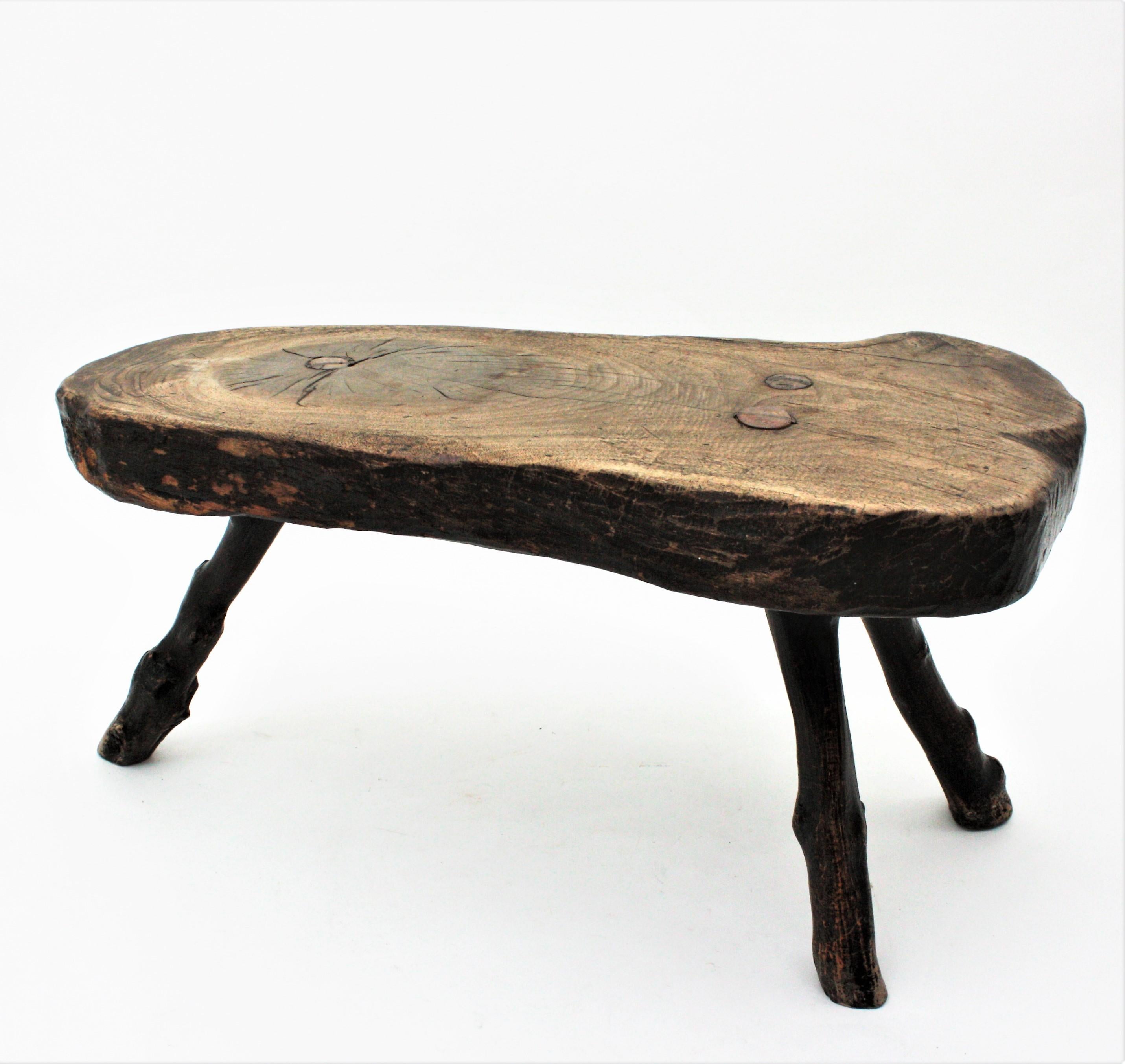 French Brutalist Wabi Sabi Rustic Tripod Side Table, 1950s For Sale 5