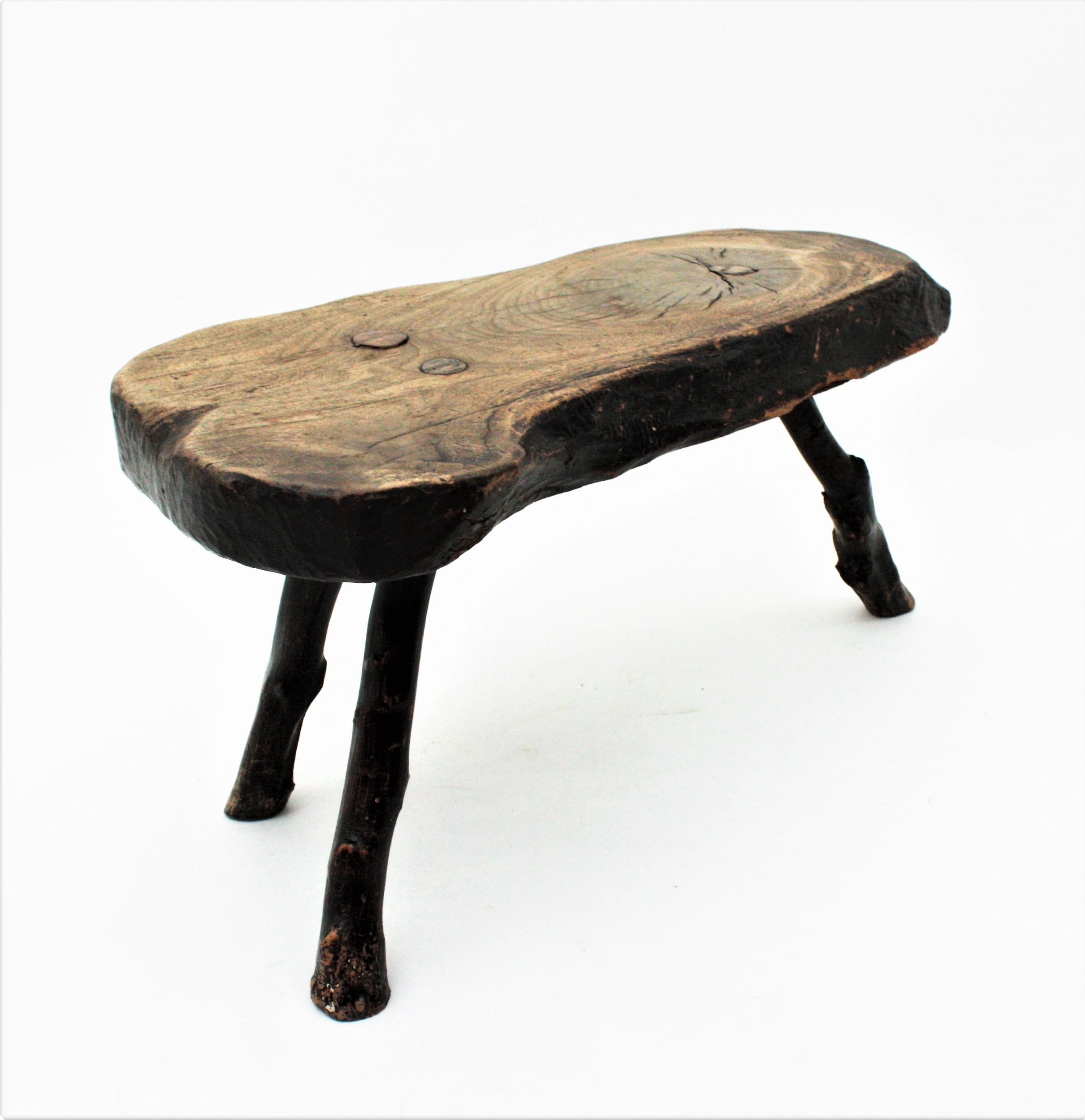 French Brutalist Wabi Sabi Rustic Tripod Side Table, 1950s For Sale 8