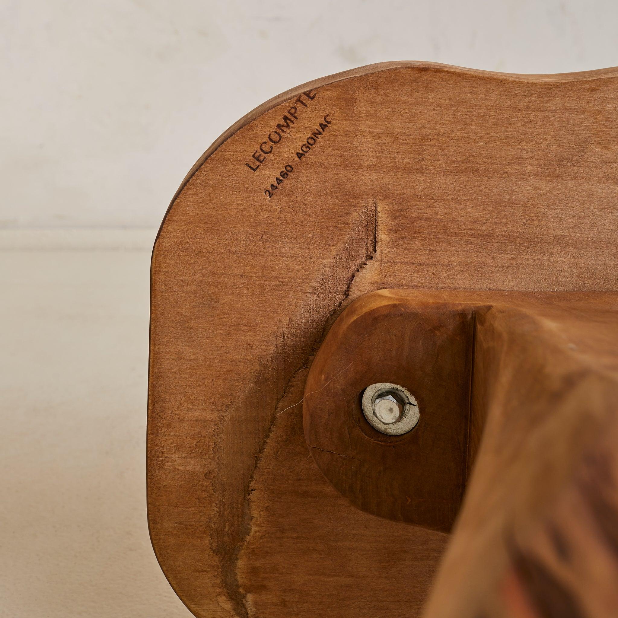 French Brutalist Wood Stool No. 01 by Richard Lecompte, 1970s en venta 2