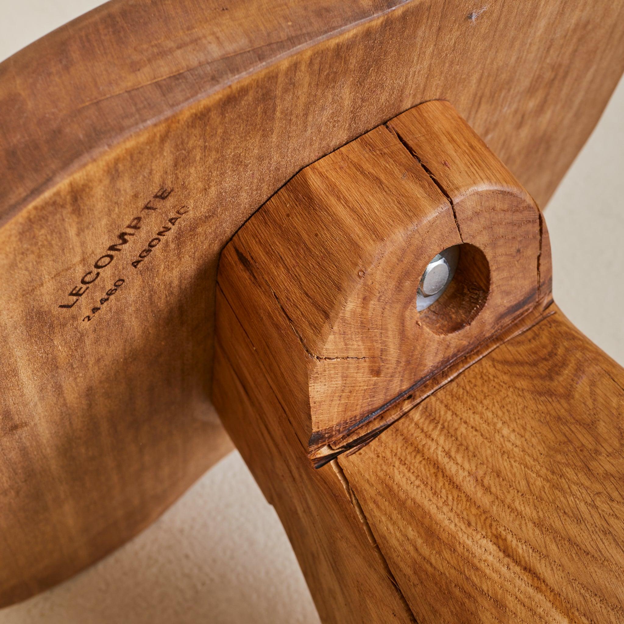 French Brutalist Wood Stool No. 02 by Richard Lecompte, 1970s en venta 3