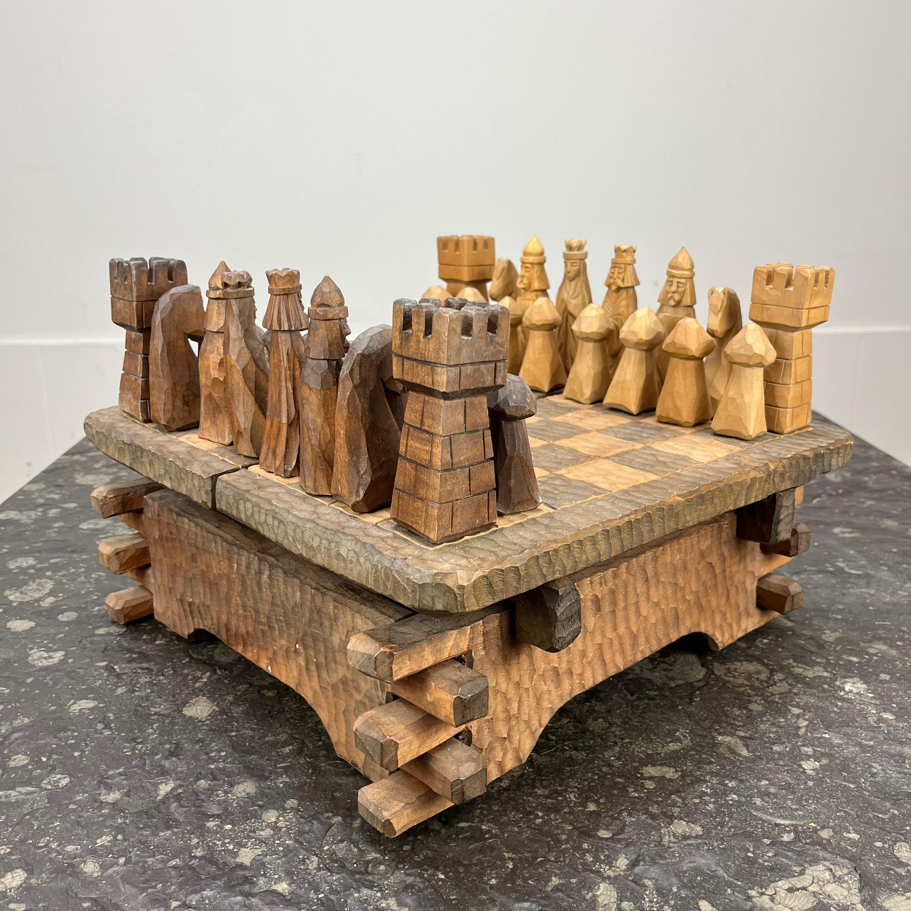 French brutalist wooden chessboard in the style of Jean Touret, Atelier Marolles In Excellent Condition For Sale In BELFORT, FR