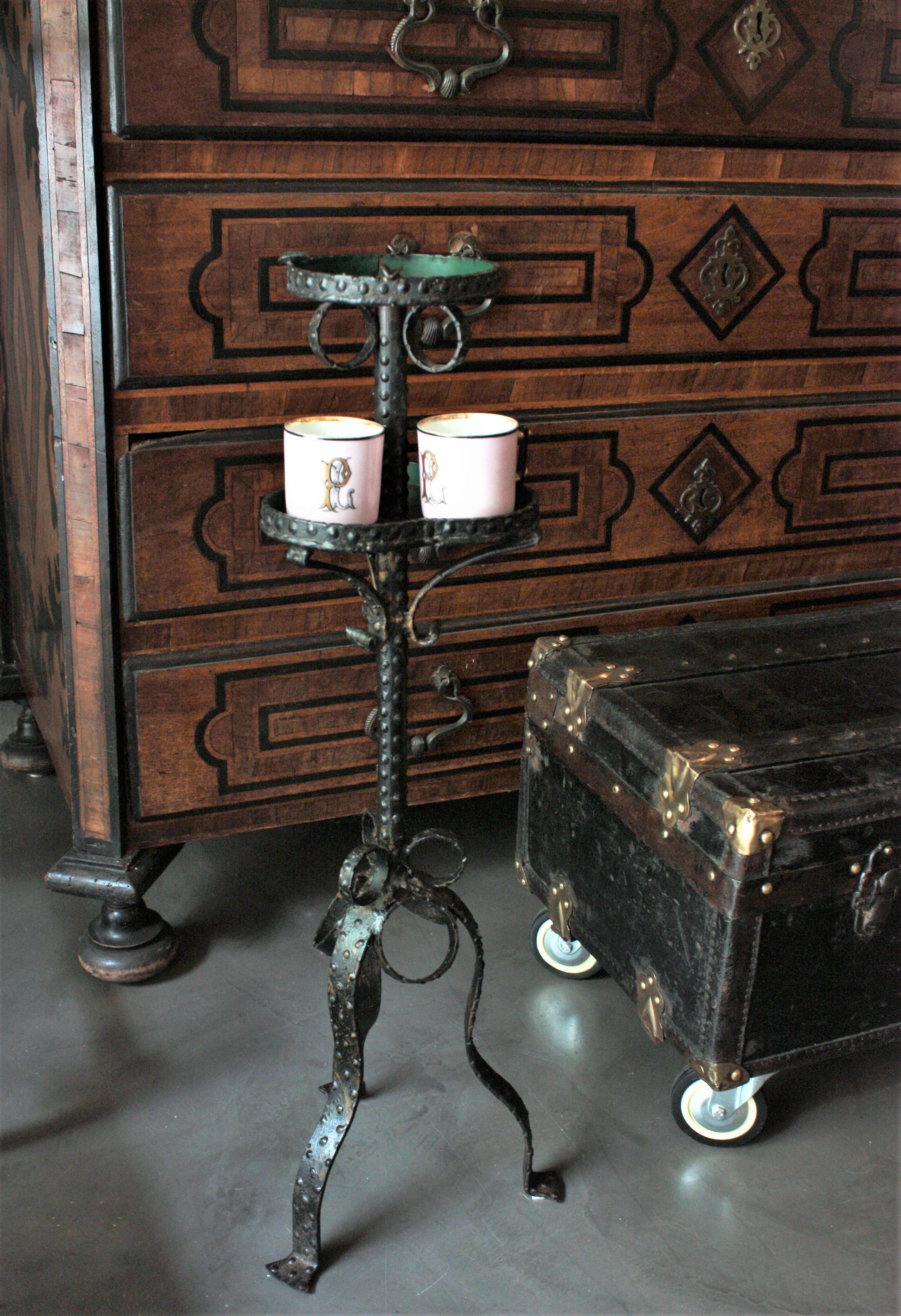 French Brutalist Wrought Iron Drinks Table and Ashtray 6