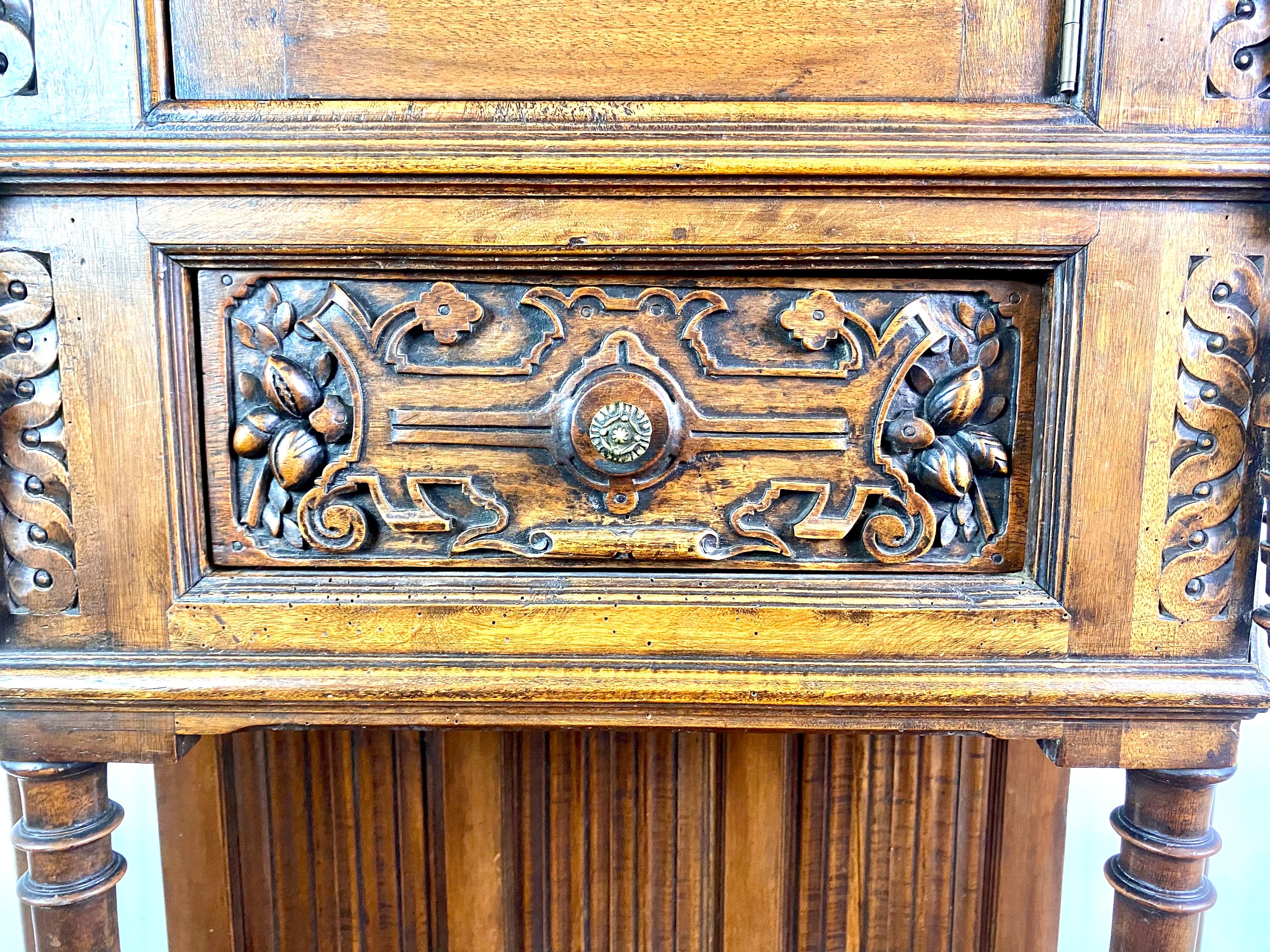 French Buffet / Cabinet / Credenza / Dresser - Gothic Renaissance - France 19th For Sale 1