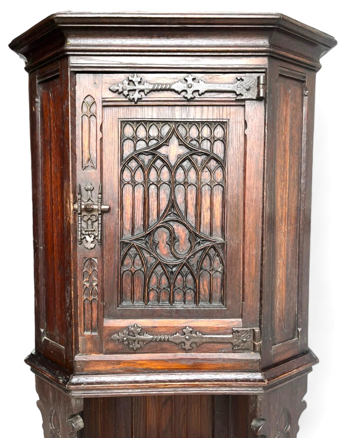 19th Century French Buffet / Cabinet / Credenza / Dresser - Gothic Revival - France 19th For Sale