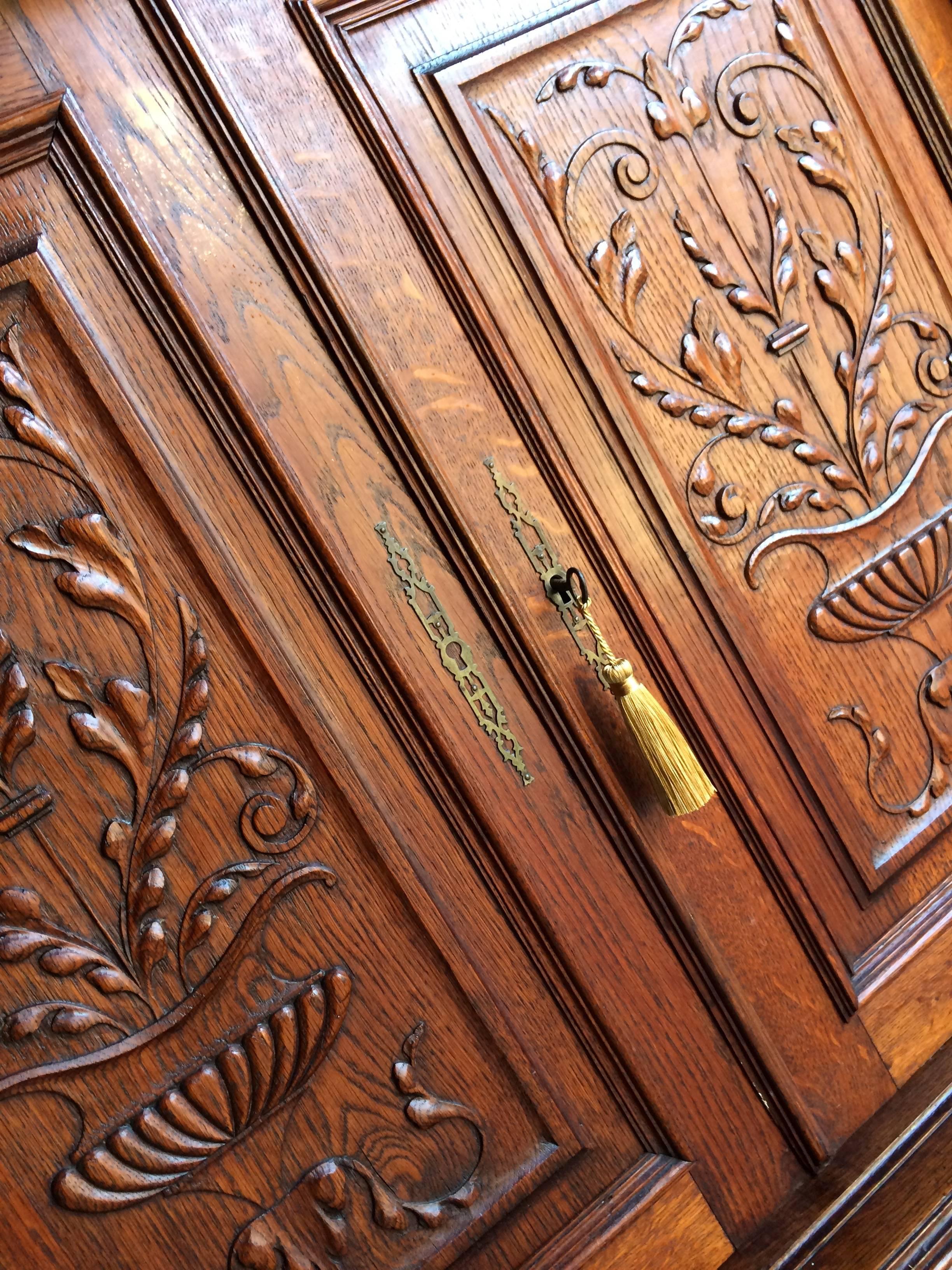 French Buffet Cabinet Dresser Cupboard Oak Antique 19th Century 5