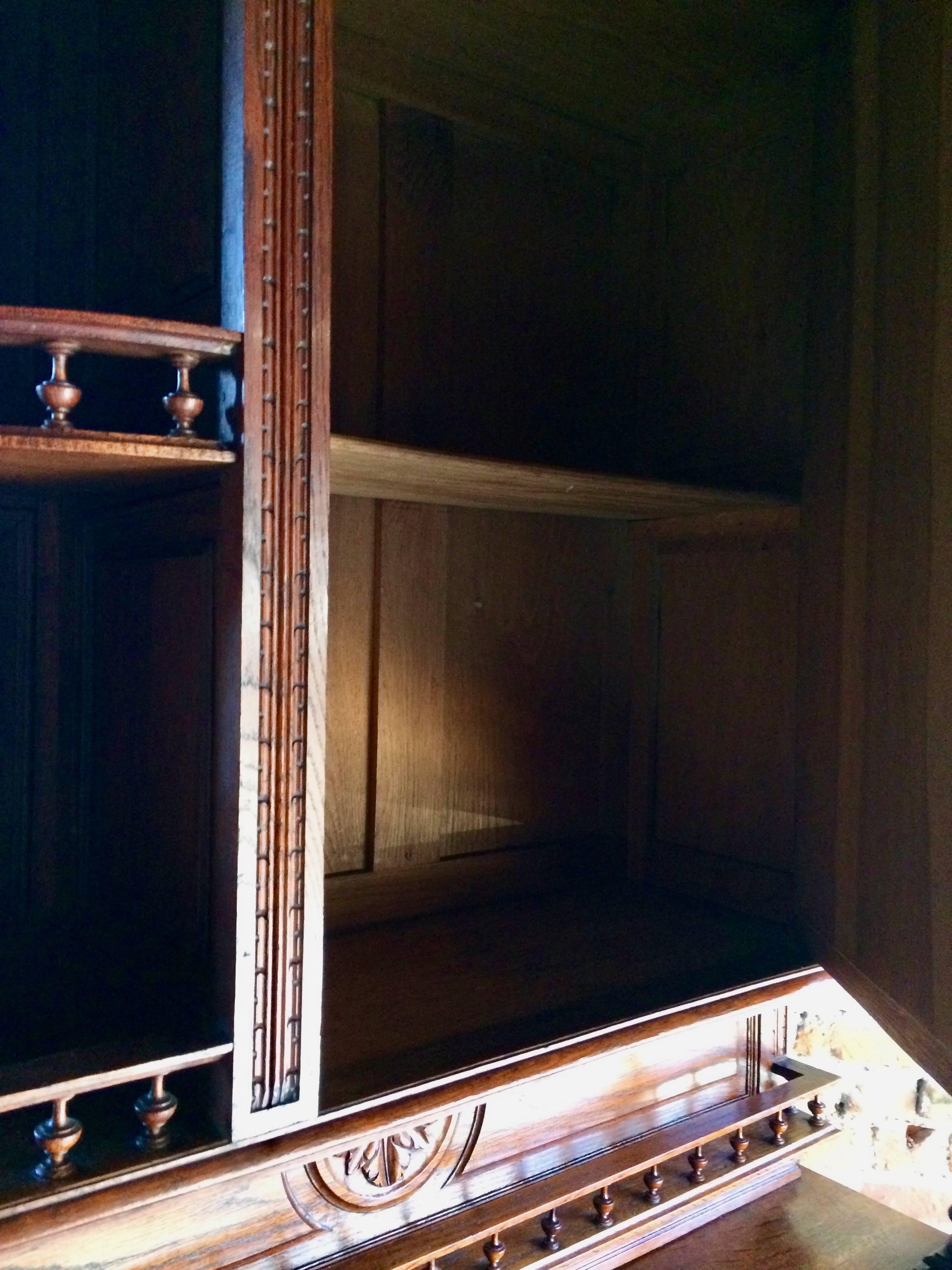 French Buffet Cabinet Dresser Cupboard Oak Antique 19th Century 2