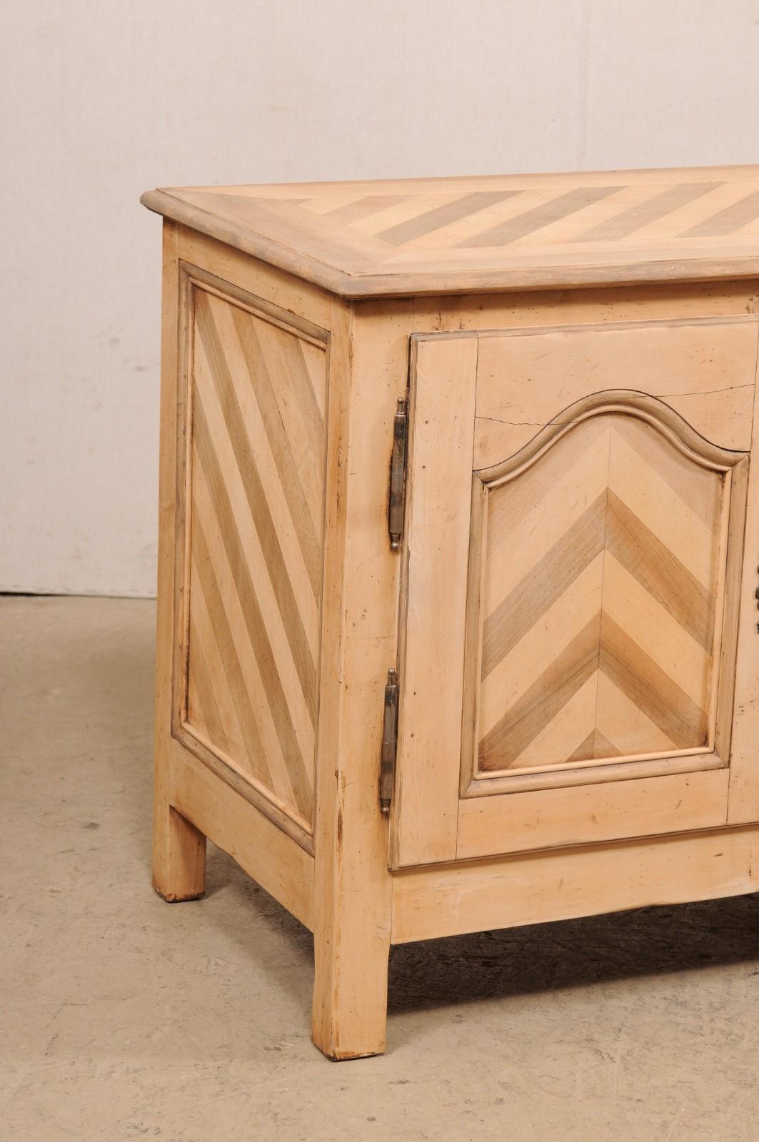 French Buffet Console w/Nice Chevron Pattern (Hidden Drawers Inside) In Good Condition For Sale In Atlanta, GA