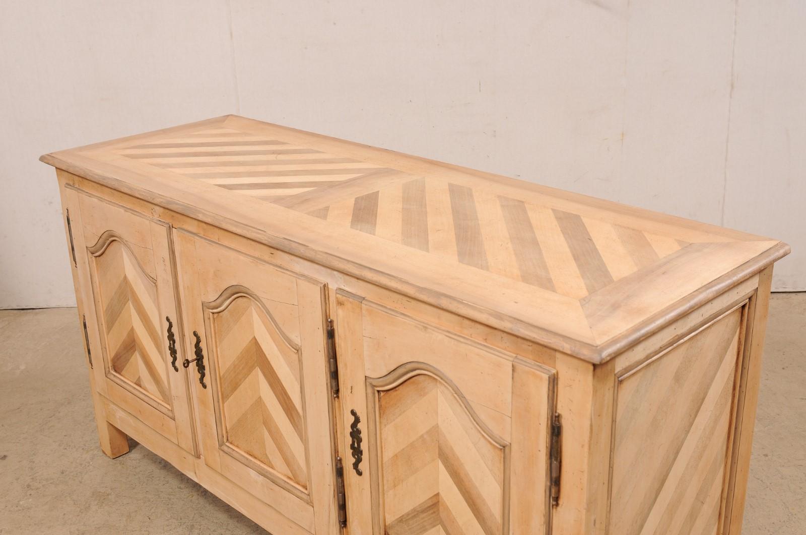 French Buffet Console w/Nice Chevron Pattern (Hidden Drawers Inside) For Sale 4