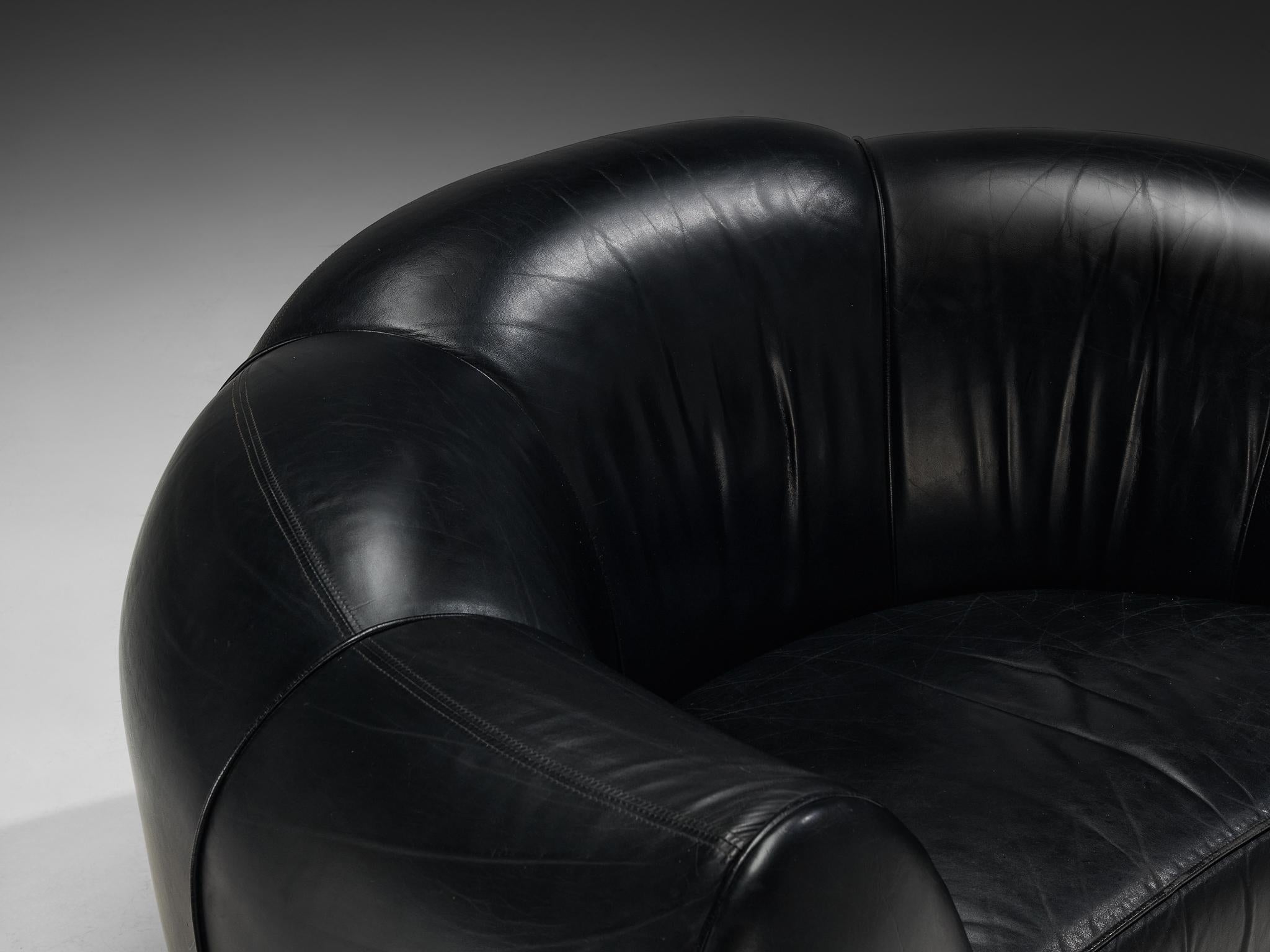 Poltrone o sedie a sdraio francesi a forma di croissant in pelle nera in vendita 2