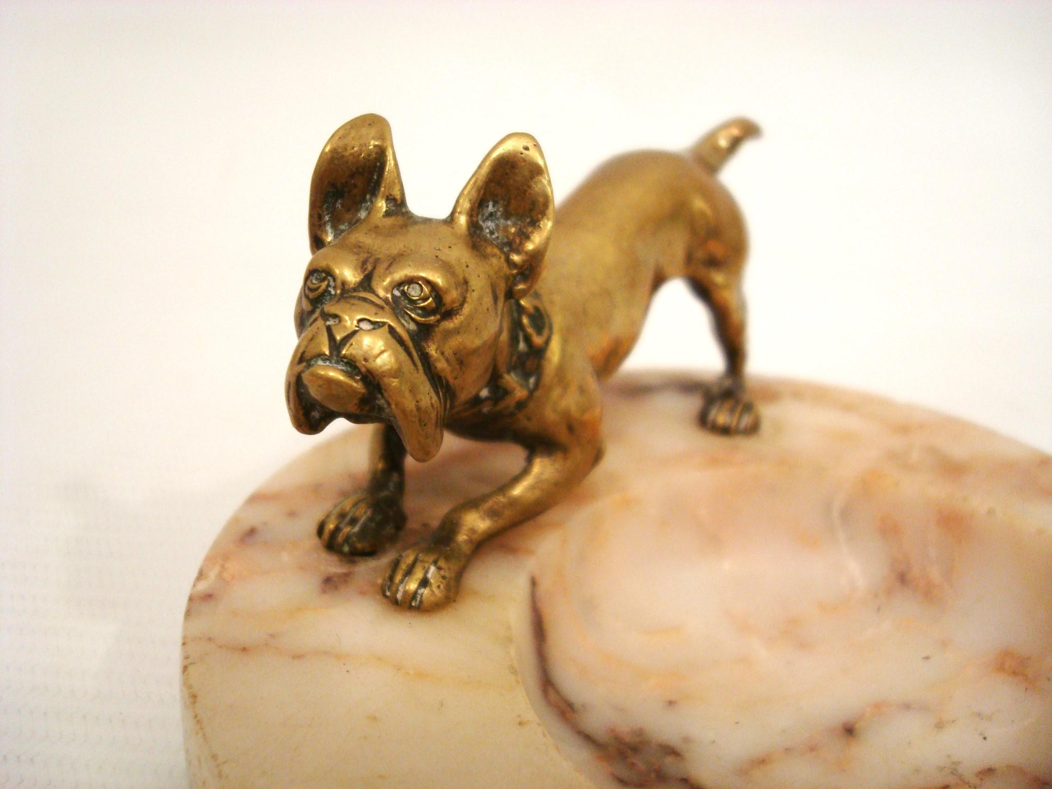 Pisapapeles / Cenicero de escritorio de bronce Bulldog francés , Austria, años 20 Art Decó en venta