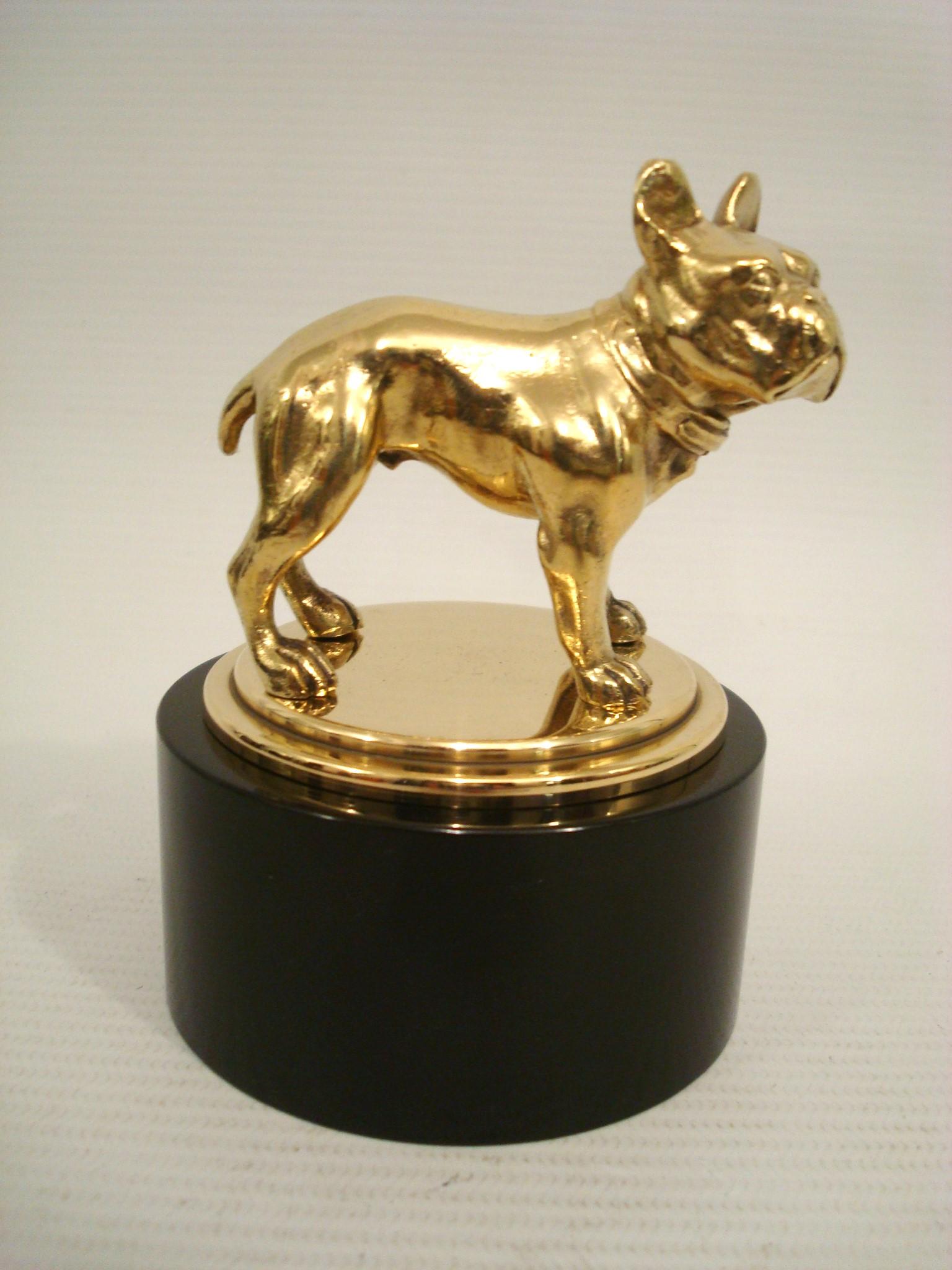 Bulldog francese da tavolo in bronzo, Austria, 1920 In condizioni buone in vendita a Buenos Aires, Olivos