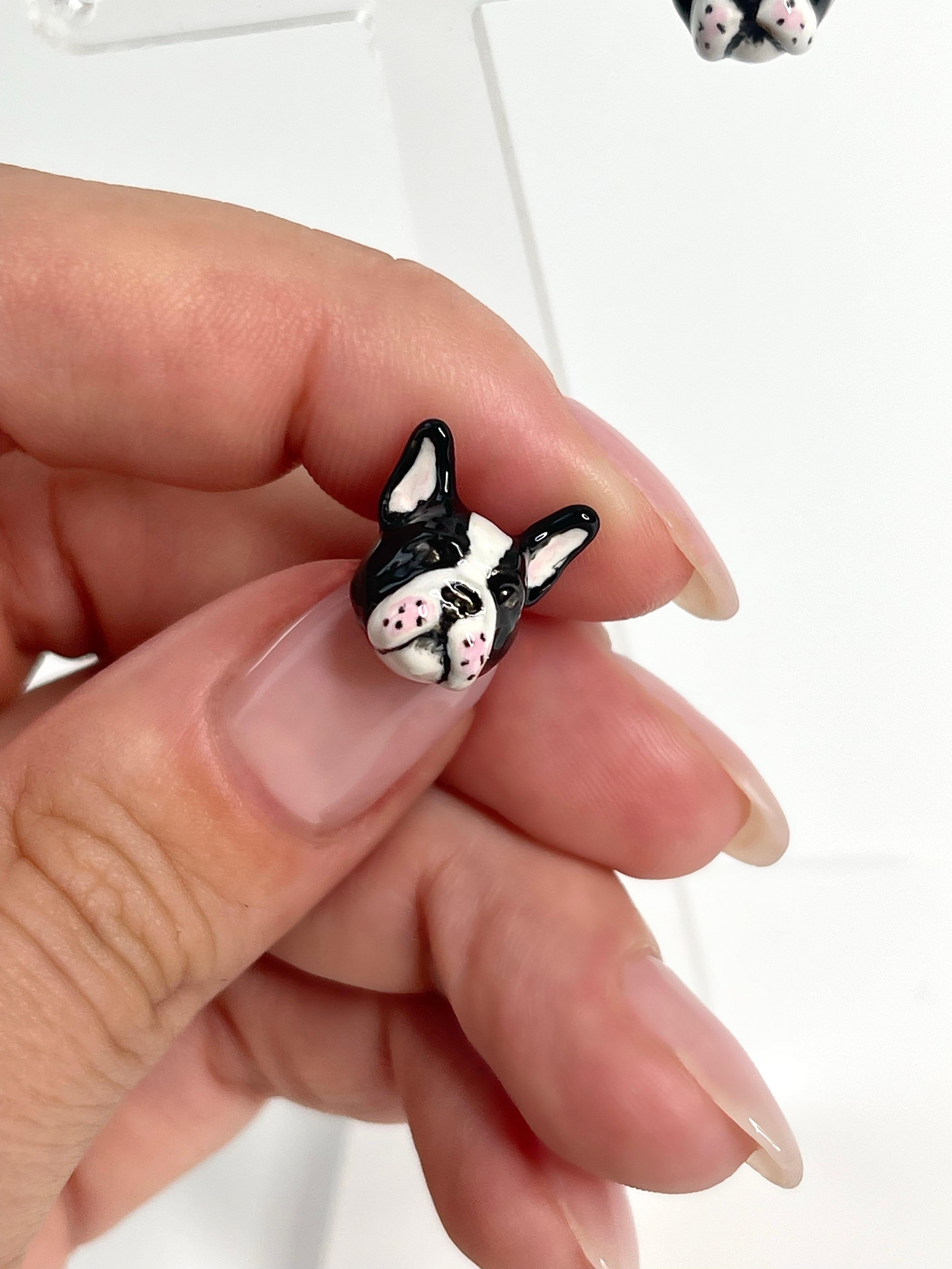 French Bulldog Enamel White and Black Sterling Silver 925 Dog Stud Earrings  In New Condition For Sale In Milano, IT