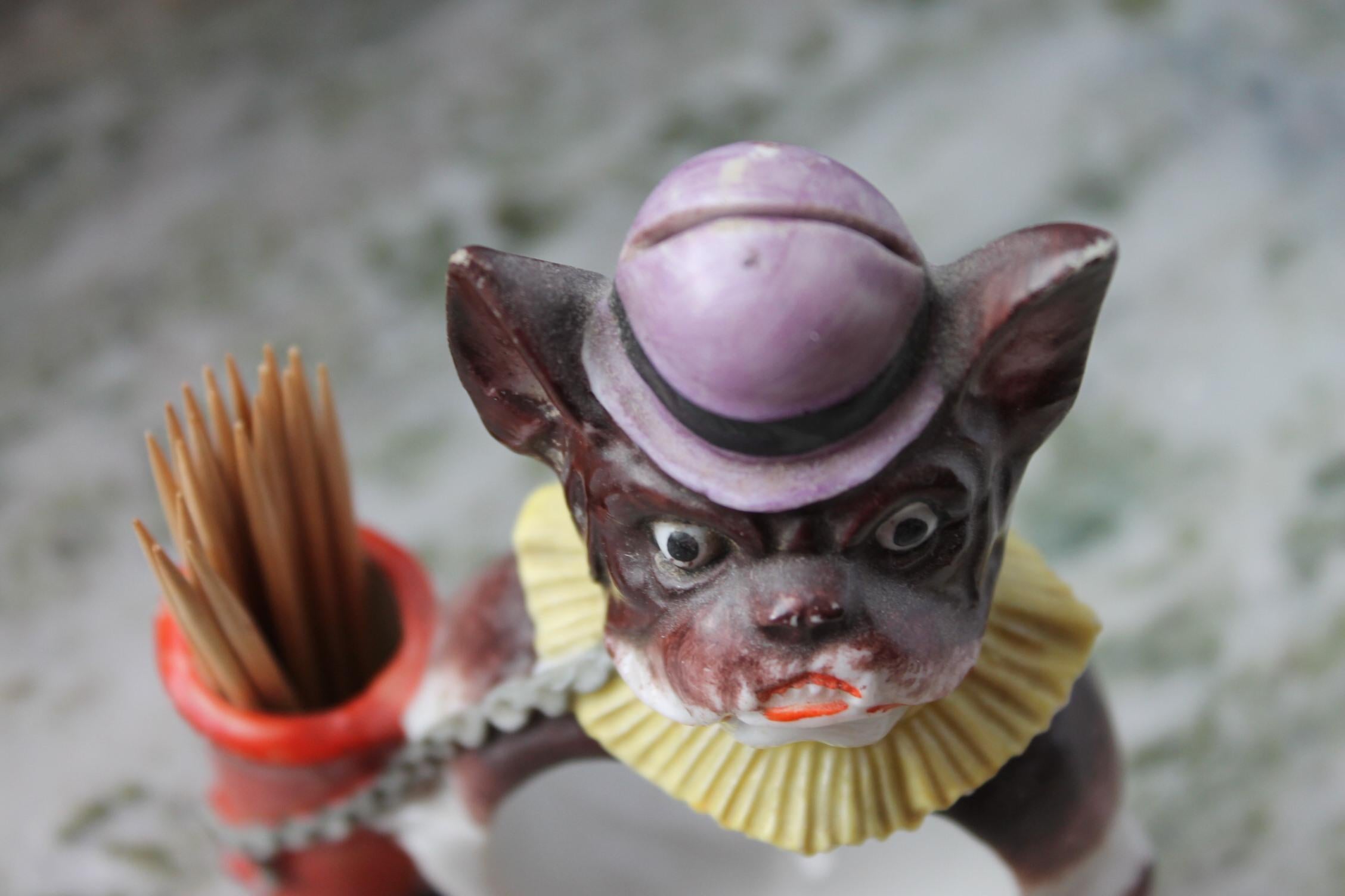 Napkin, cure-dents et porte-cartes bulldog français, porcelaine, Allemagne Bon état à Retie, BE