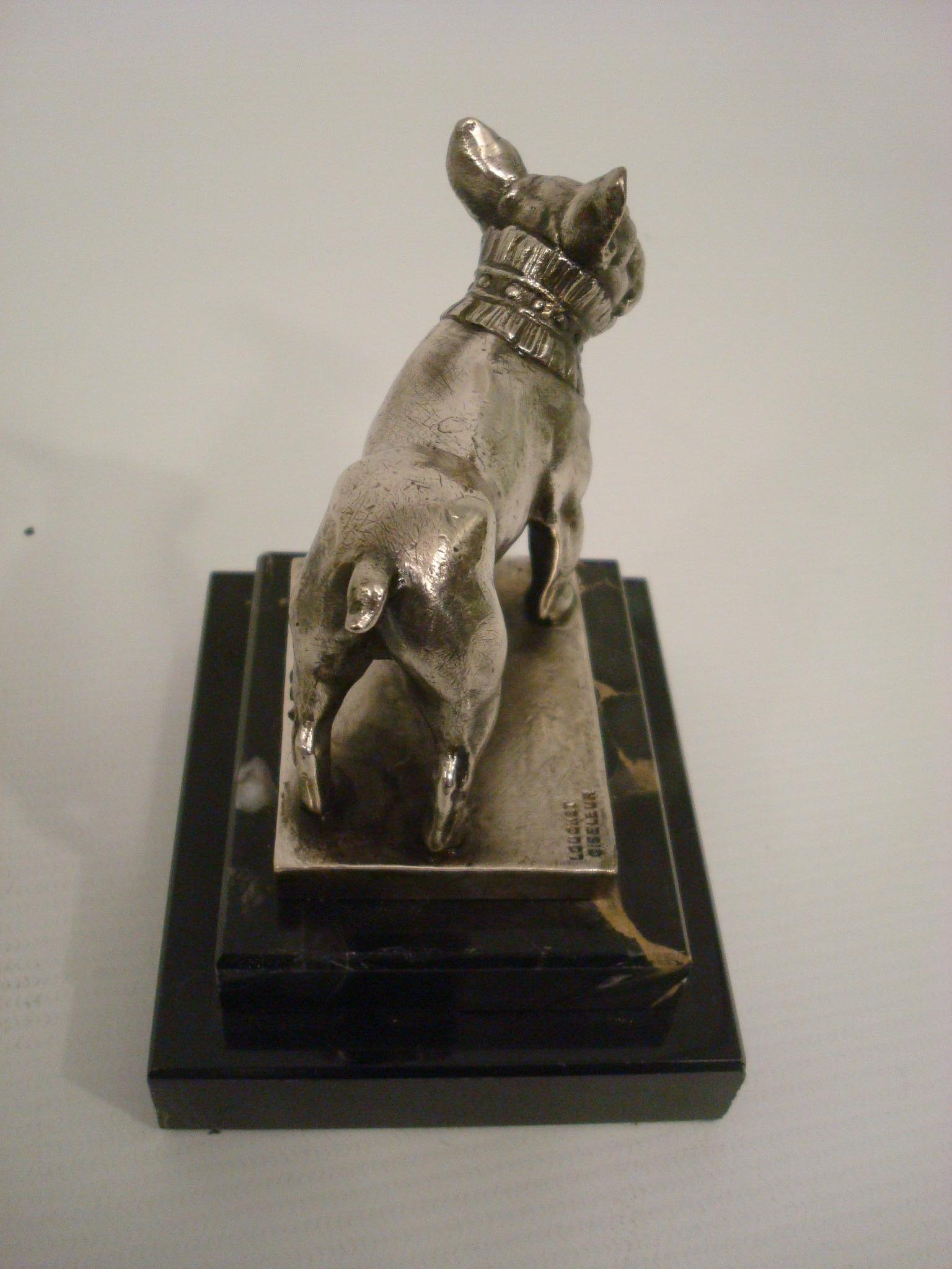 Sculpture / presse-papiers en bronze argenté représentant un bulldog français signé C. Charles  1