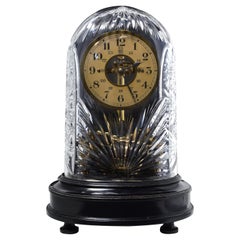Französische elektrische Bulle-Uhr Swedish cut Crystal Glass Dome ca. 1930 Art Deco