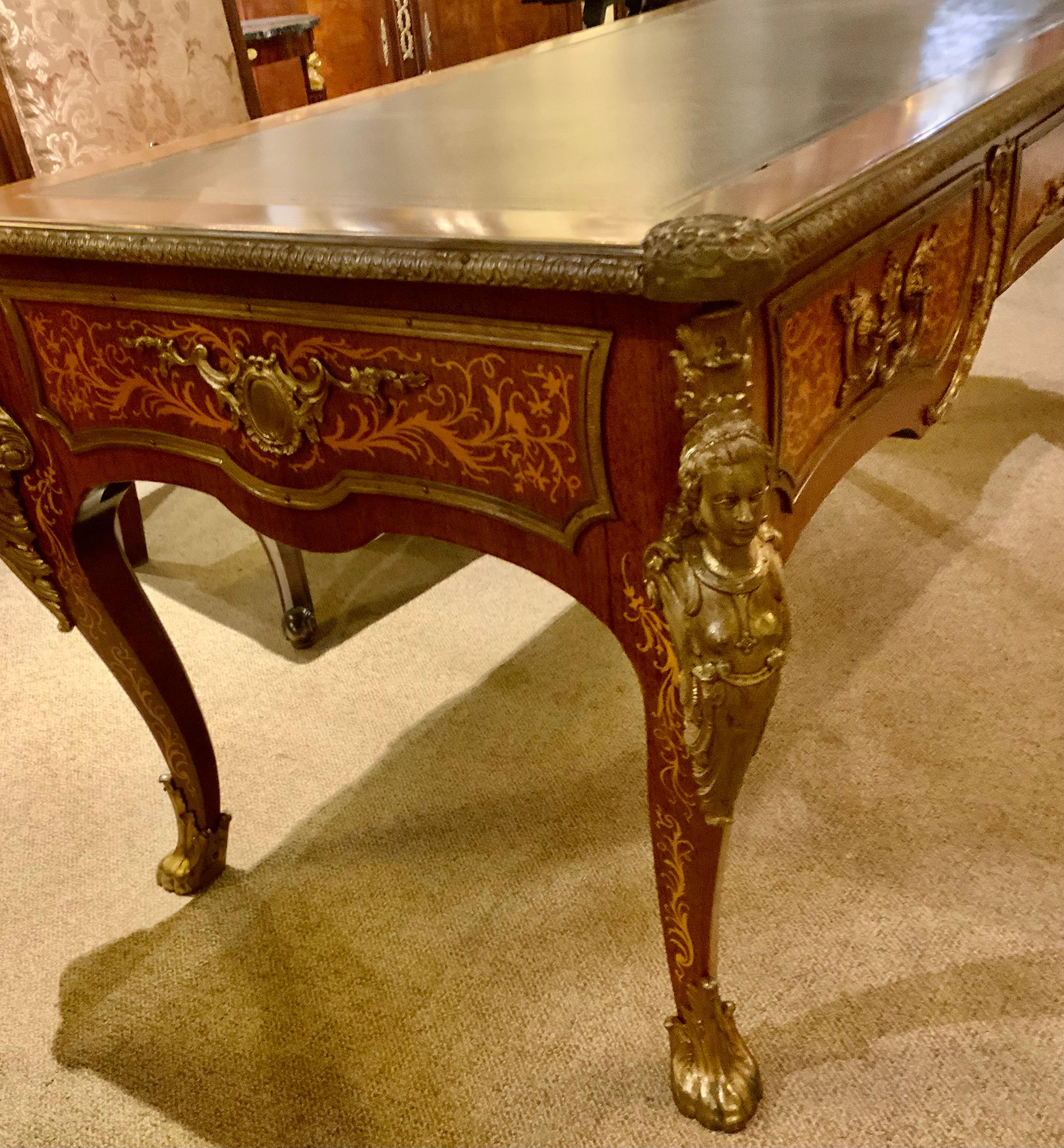 French Bureau Plat 20th C. with Black Gilt Trim Writing Surface For Sale 1