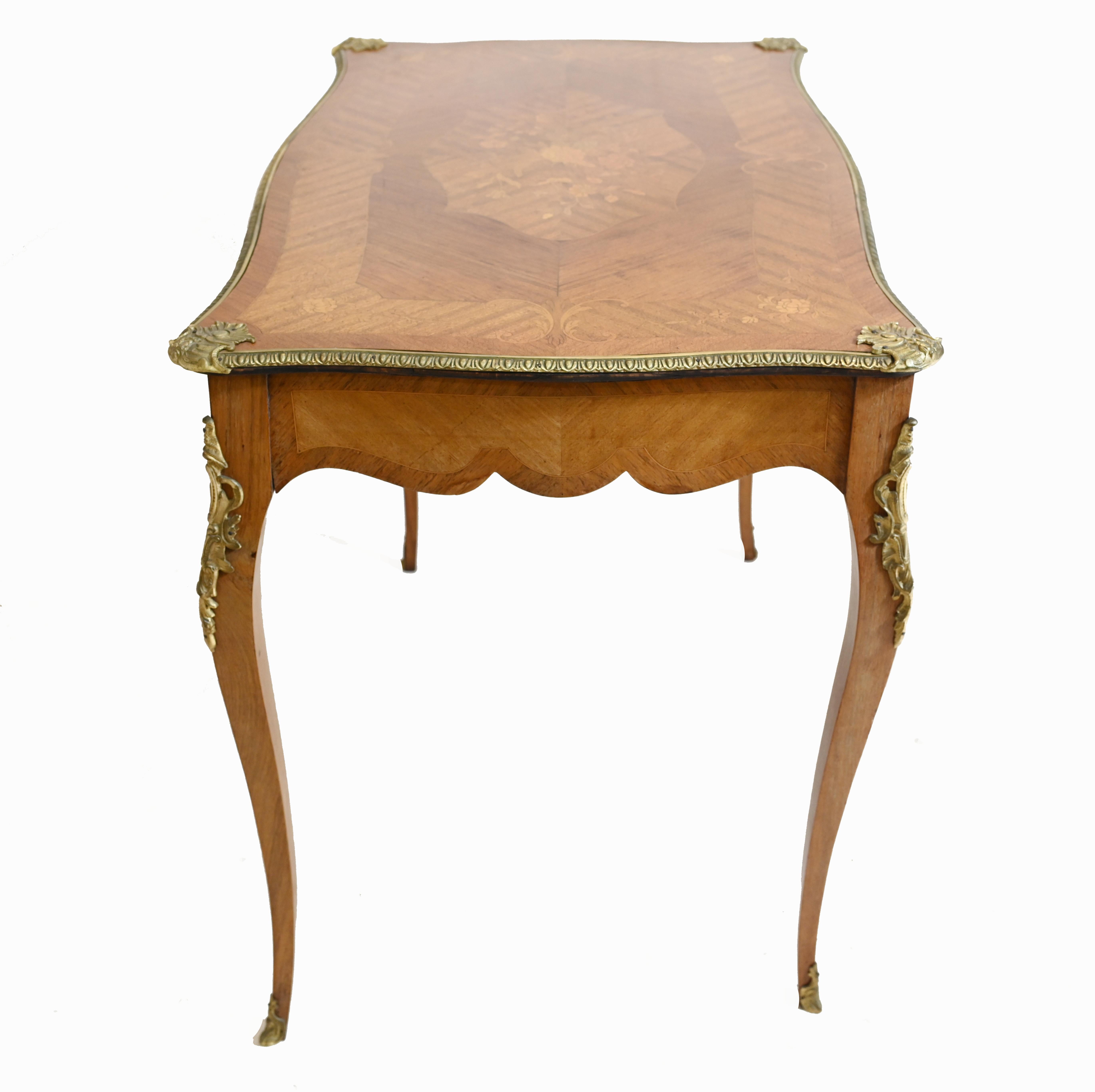 Scrivania francese Bureau Plat Tavolo da scrittura per signore in vendita 3