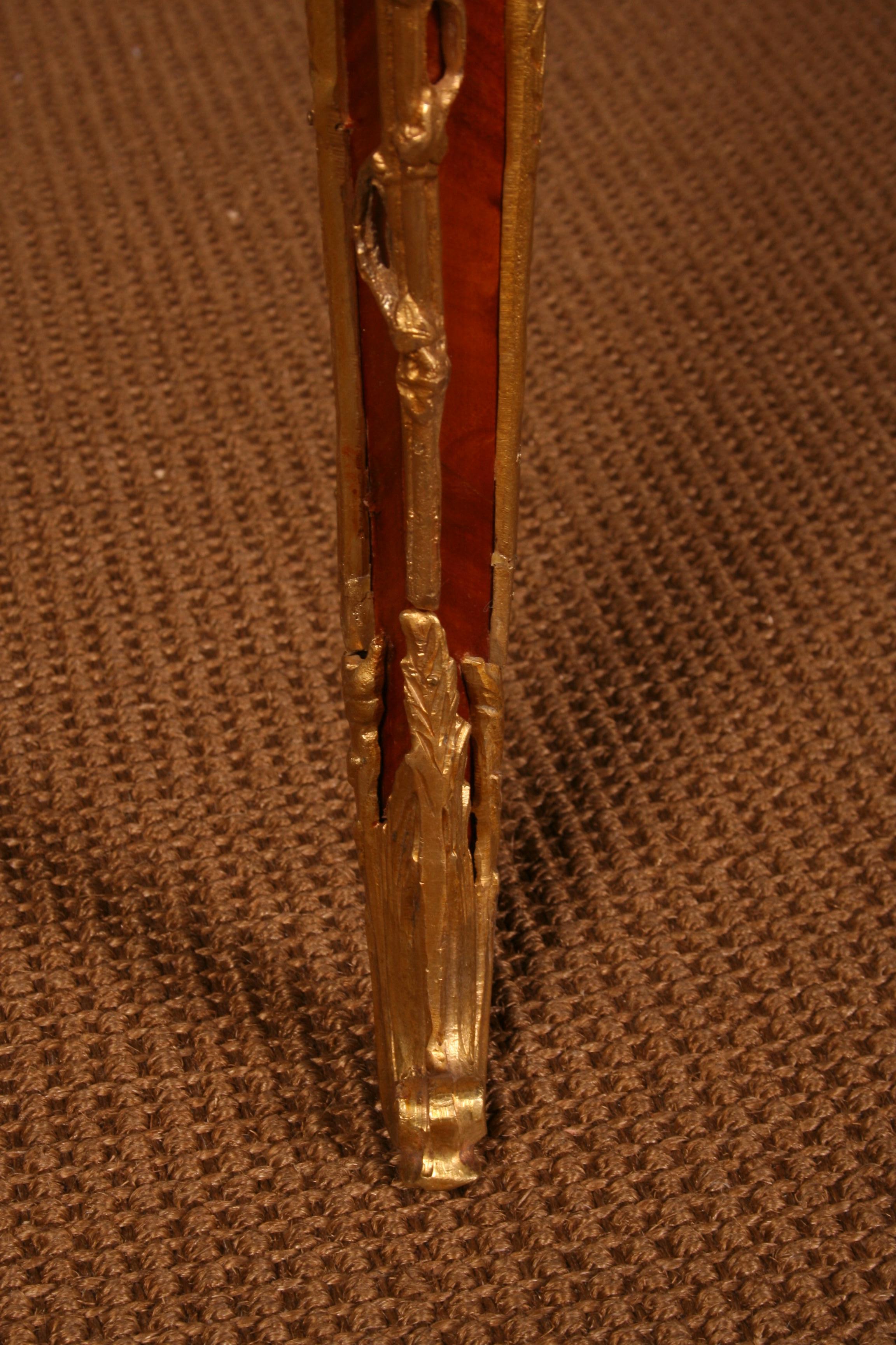Französischer Bureau-Teller im Louis-XV-Stil nach Francois Linke (Bronze) im Angebot