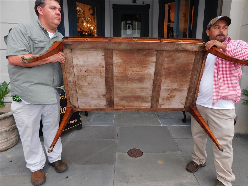 French Bureau Plat Marquetry Leather Top Desk with Orig. Ormolu Mounts, C. 1770 For Sale 4