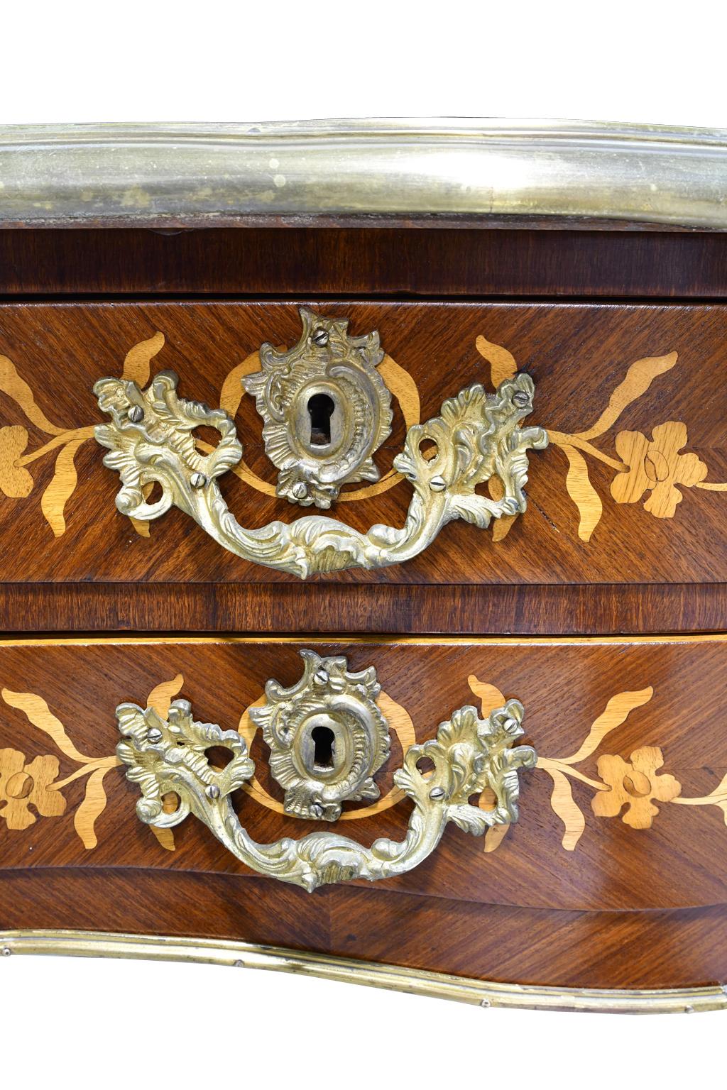 French Bureau Plat with Parquetry, Marquetry and Ormolu, circa 1910 3