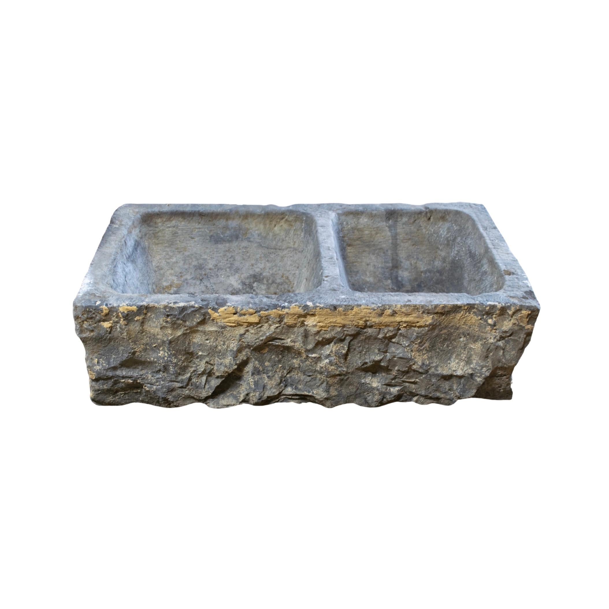 French, Burgundy Limestone Trough In Good Condition For Sale In Dallas, TX