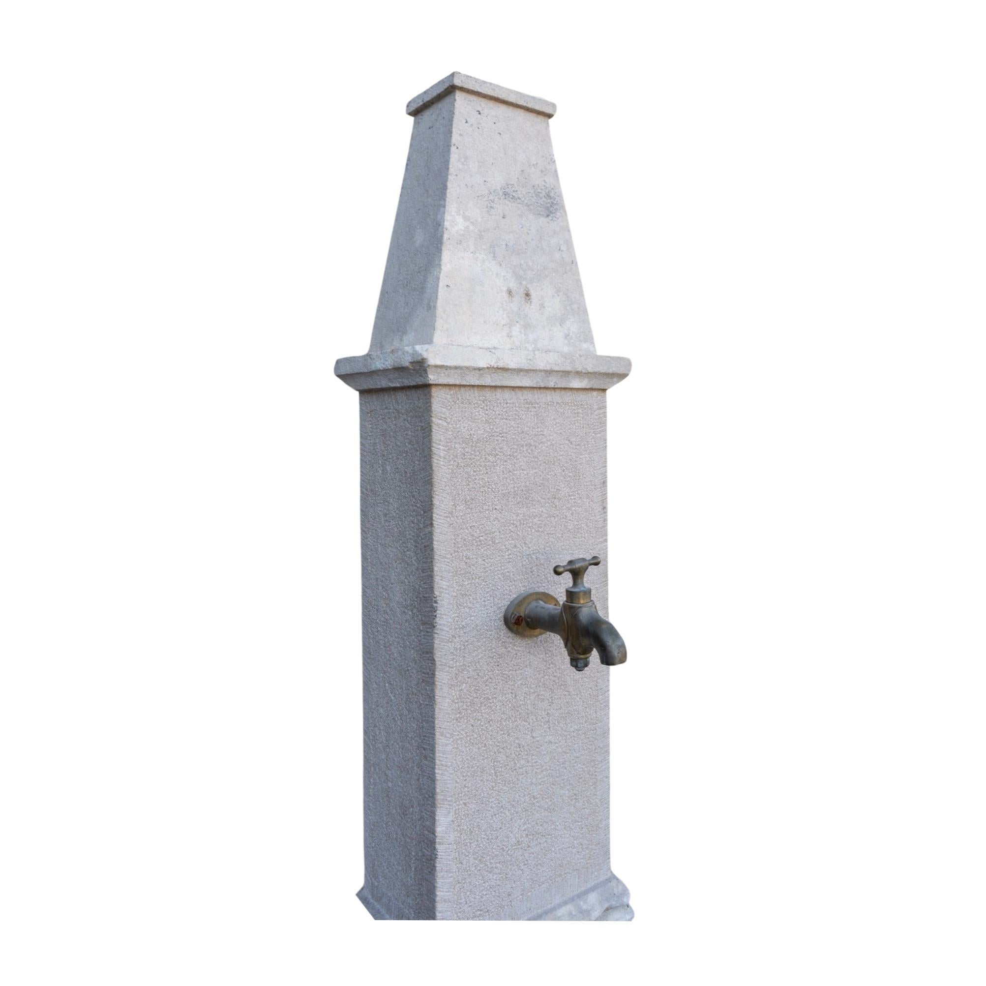 French Burgundy Limestone Wall Fountain In Good Condition For Sale In Dallas, TX