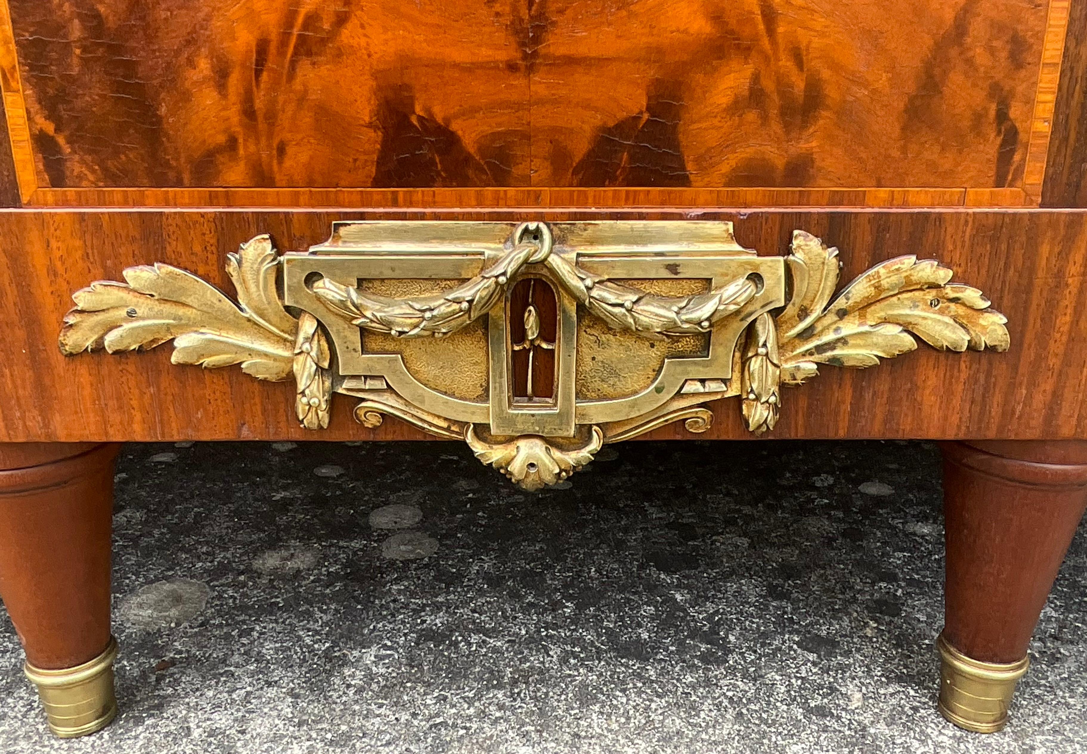 French Burl Mahogany Sideboard Late 19th Century  For Sale 1