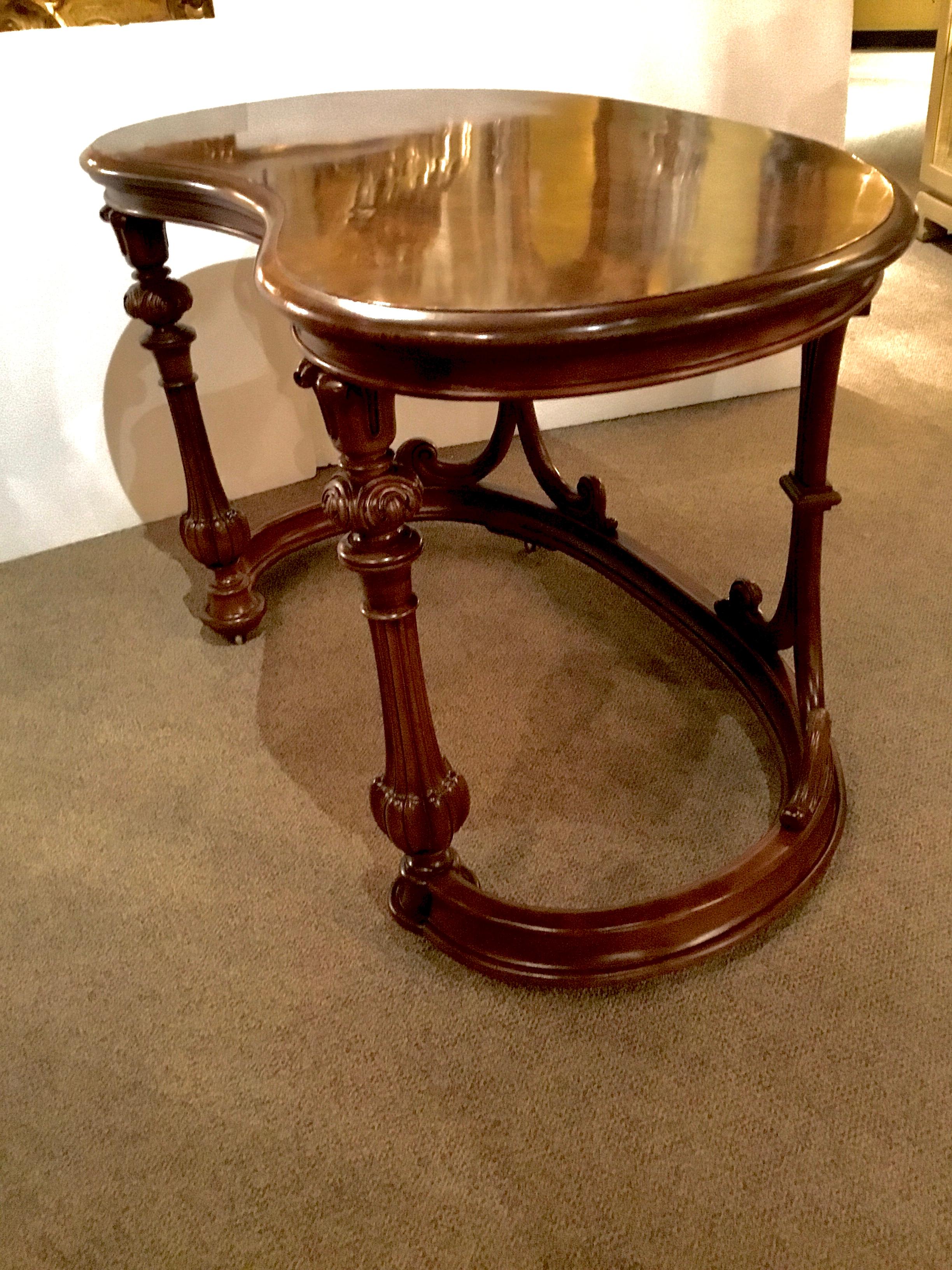 French Burl Wood Kidney Form Writing Desk, 19th Century 4