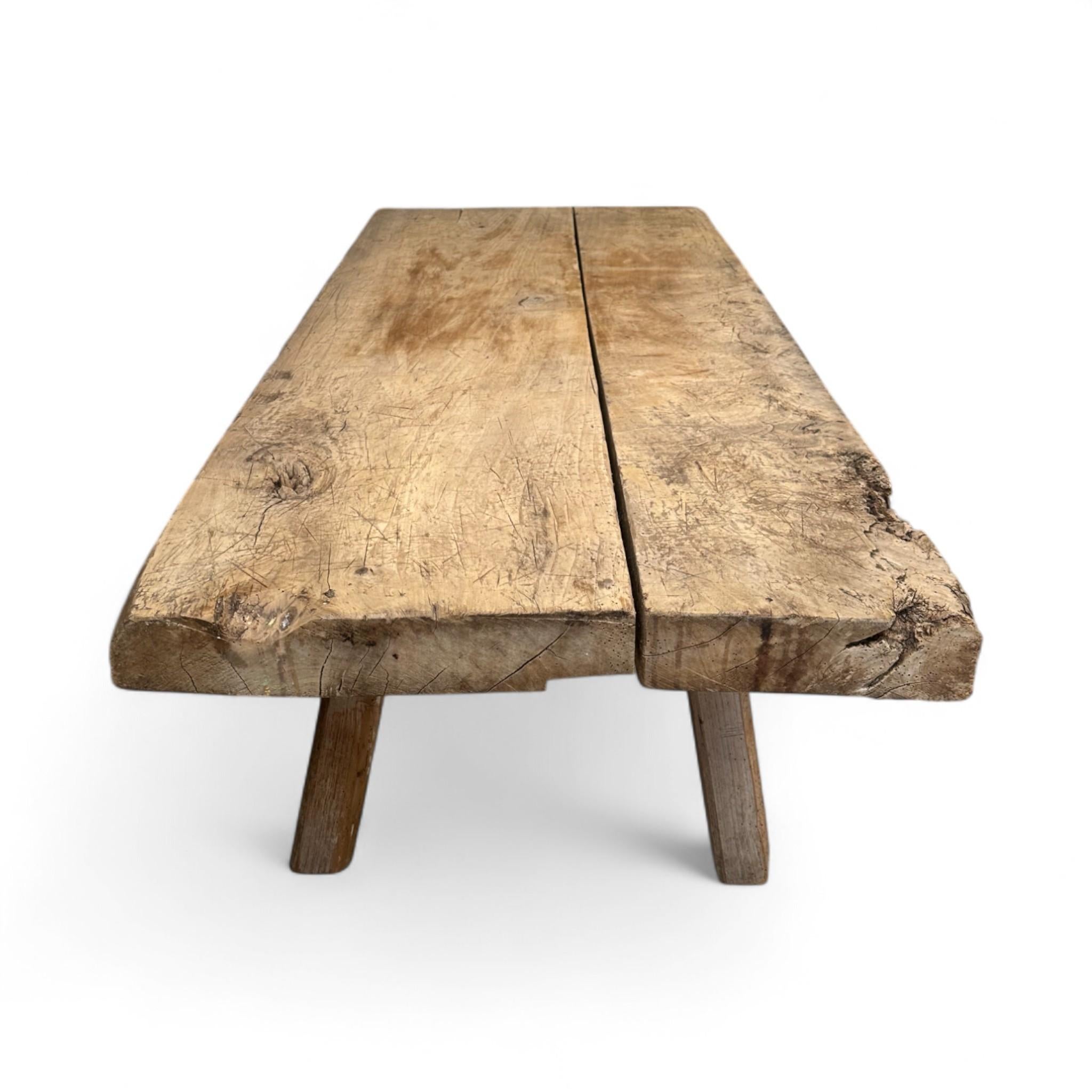 French Butcher Block Coffee Table État moyen - En vente à Los Angeles, CA