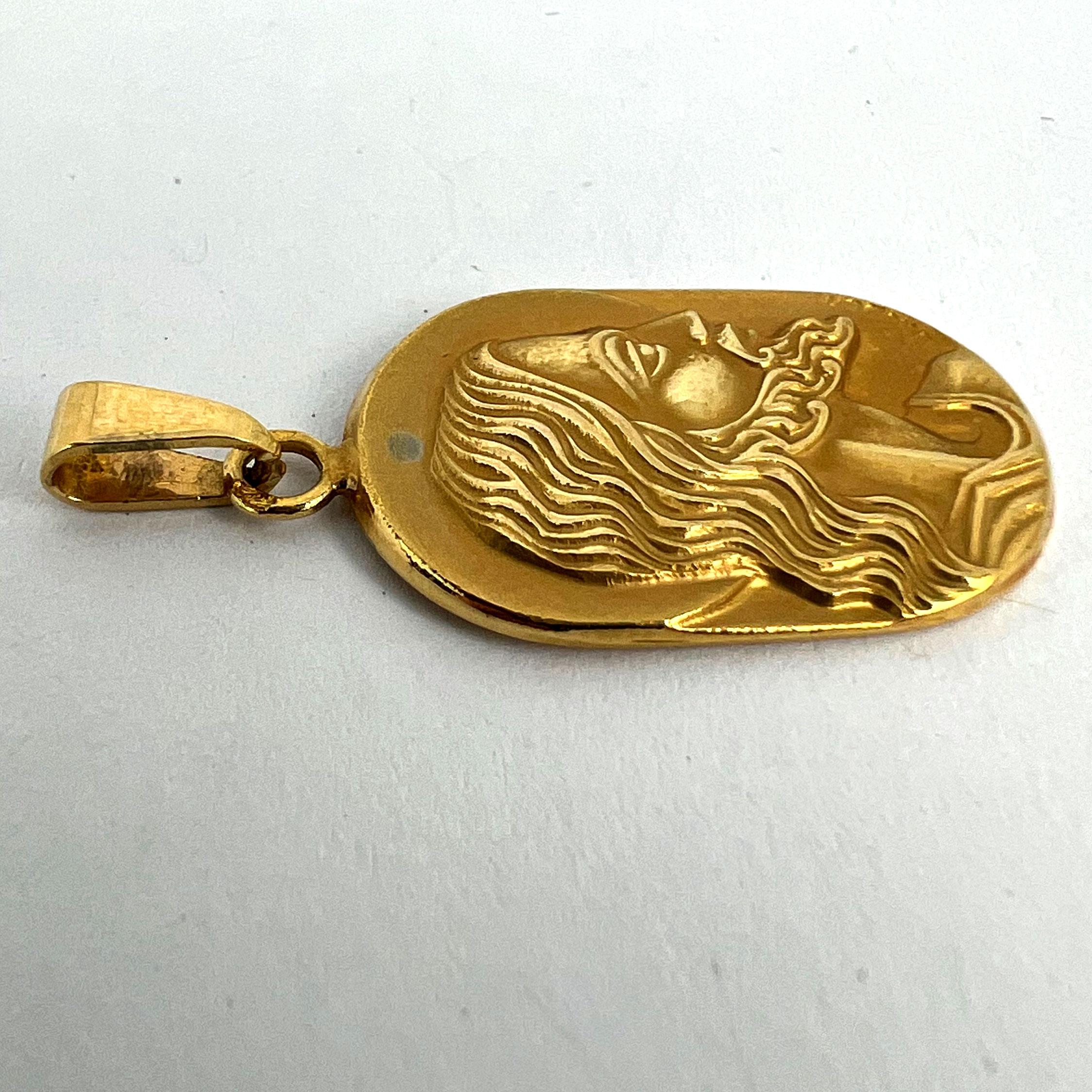 French Butsch 18K Yellow Gold Jesus Christ Medal Charm Pendant For Sale 11