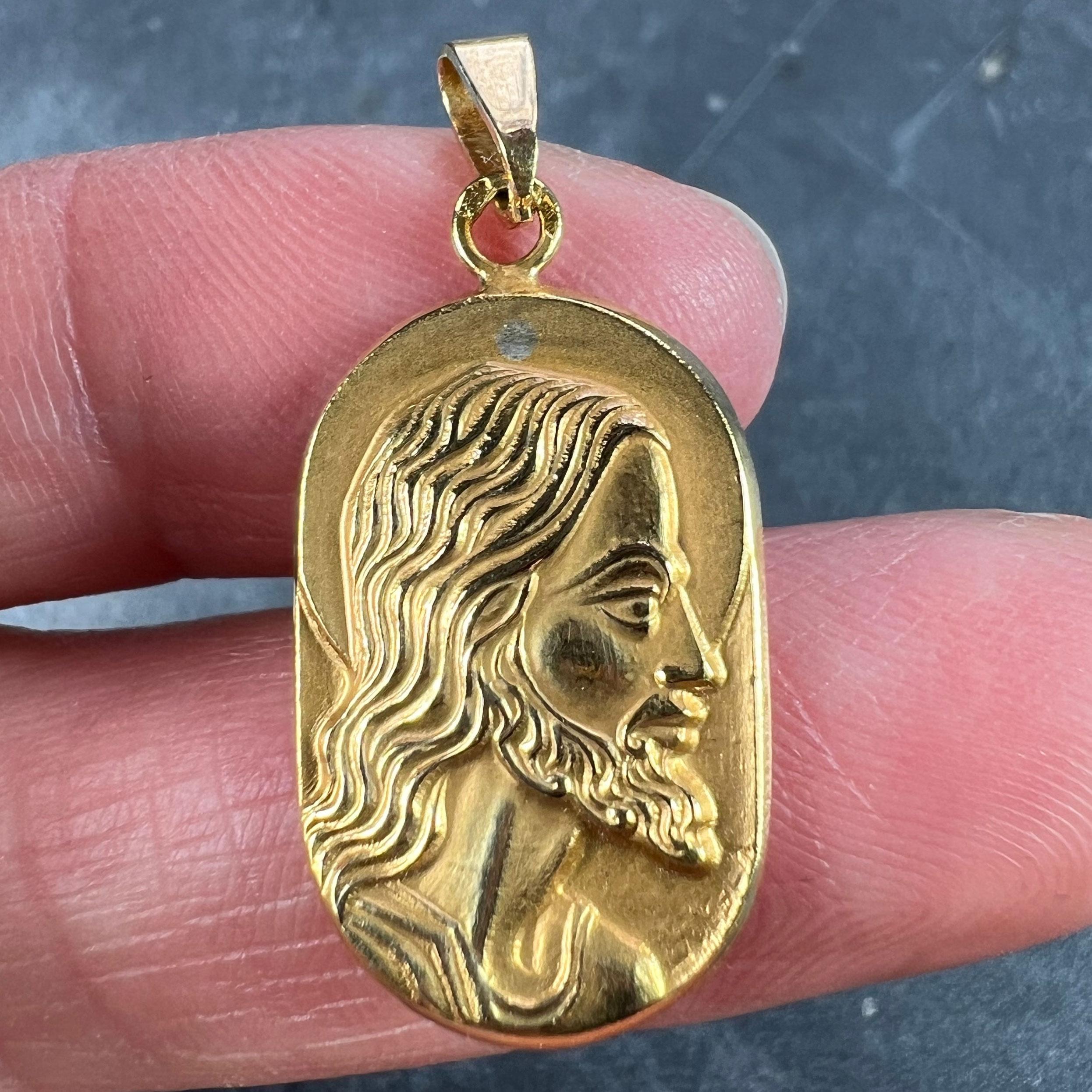 French Butsch 18K Yellow Gold Jesus Christ Medal Charm Pendant For Sale 1