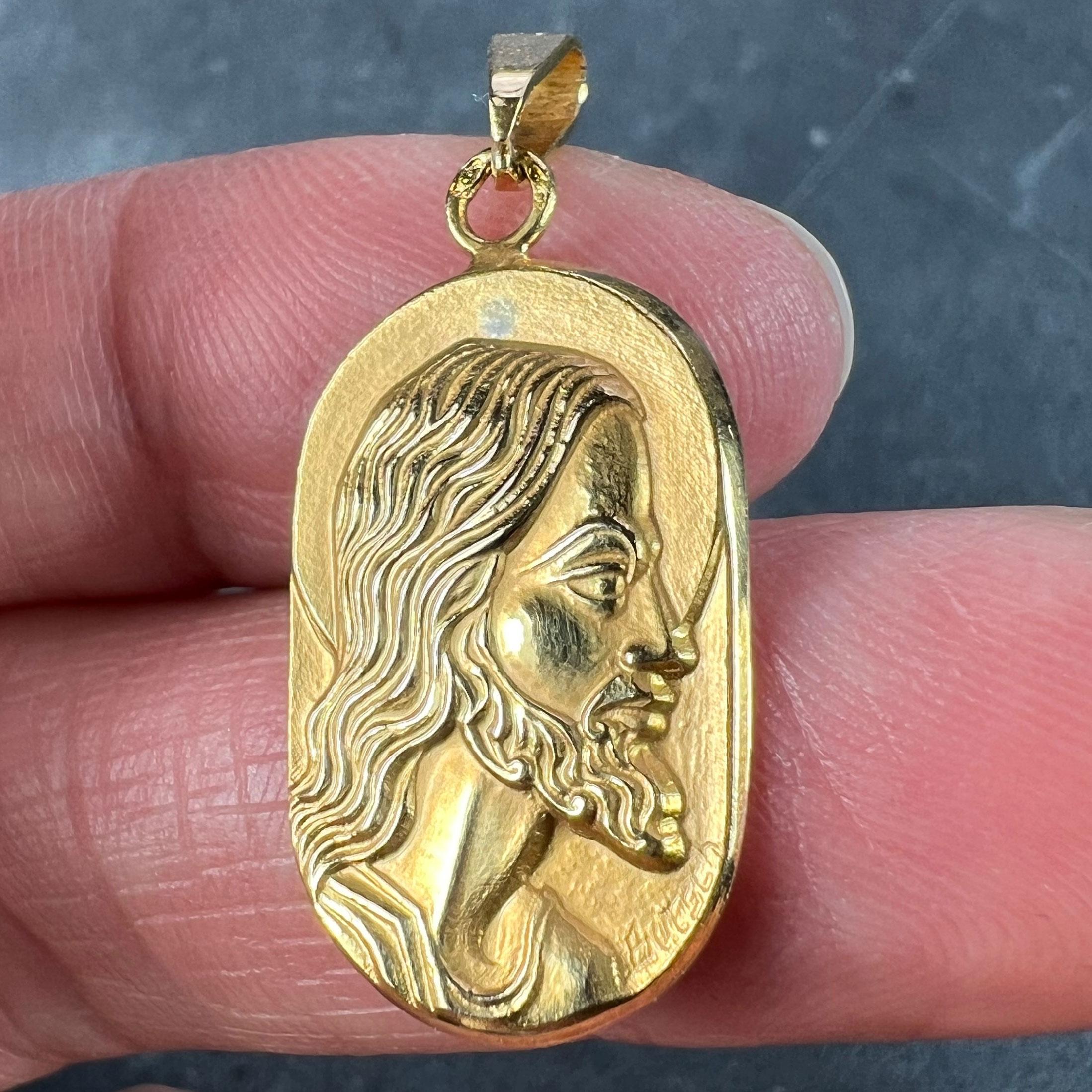 French Butsch 18K Yellow Gold Jesus Christ Medal Charm Pendant For Sale 2