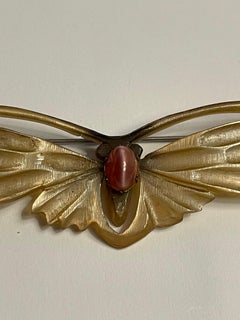 French Butterfly large brooch signed GIP For Georges Pierre horn and glass 1900