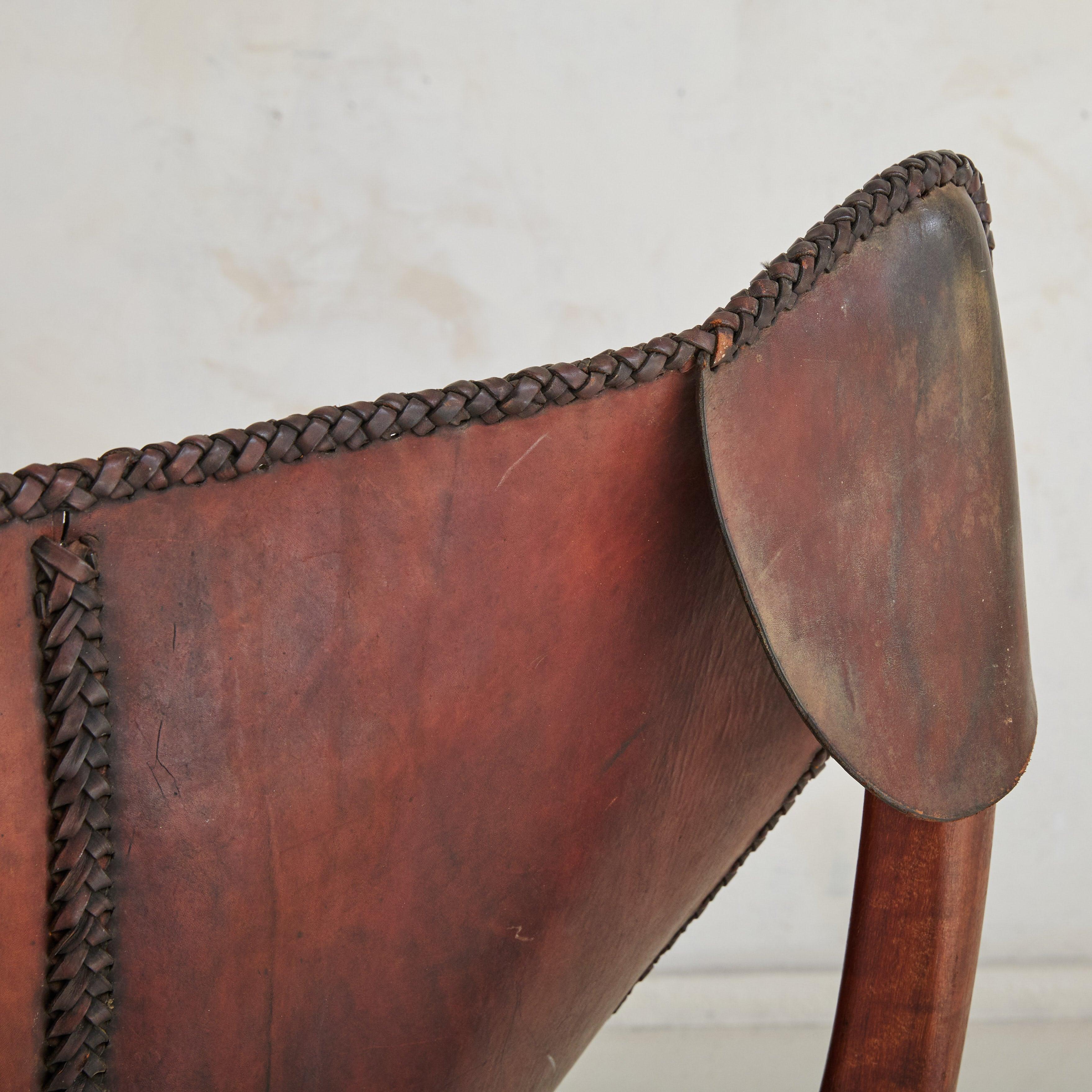 French Butterfly Lounge Chair in Cowhide Leather, 1960s 6