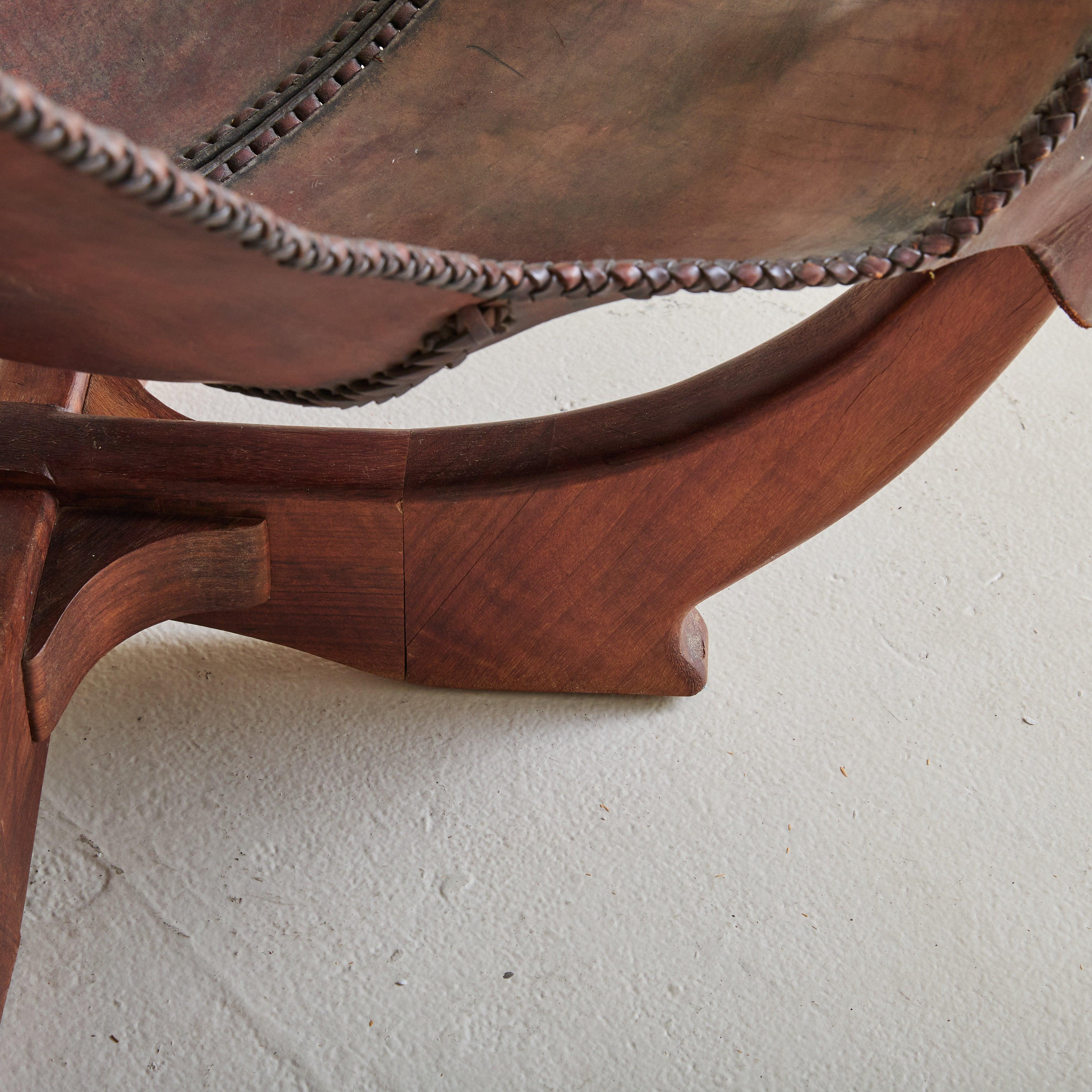 French Butterfly Lounge Chair in Cowhide Leather, 1960s 4