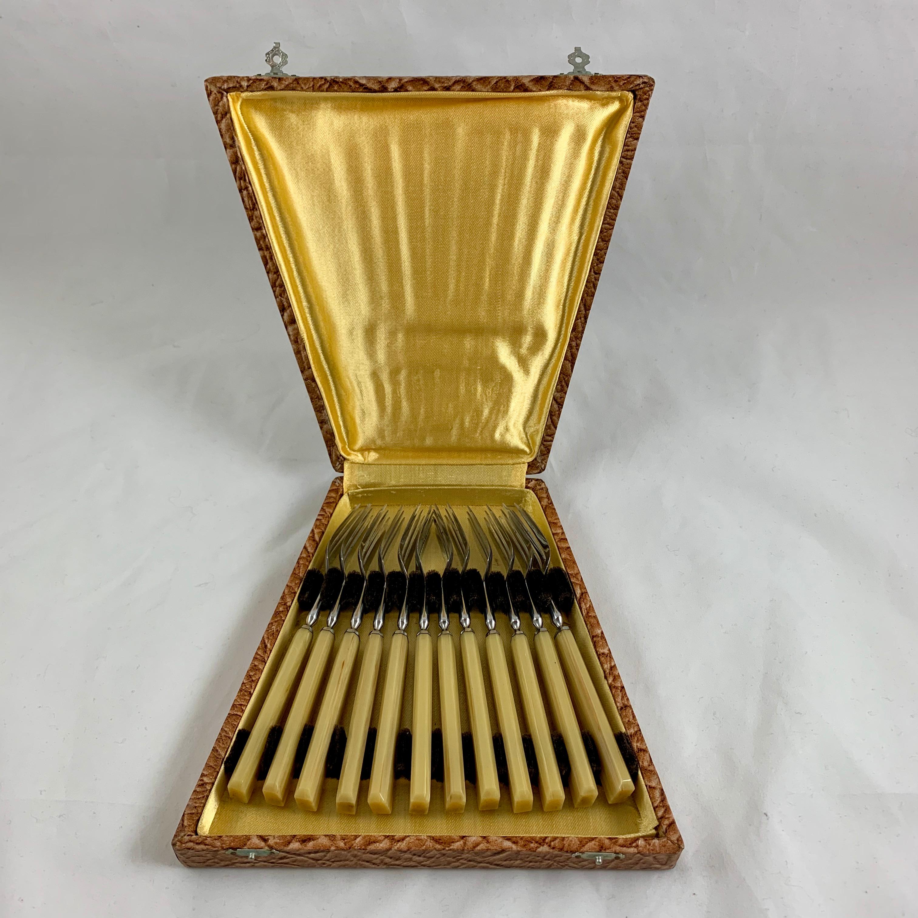 Cast French Butterscotch Bakelite & Stainless Art Deco Pastry Forks, Cased Set of 12