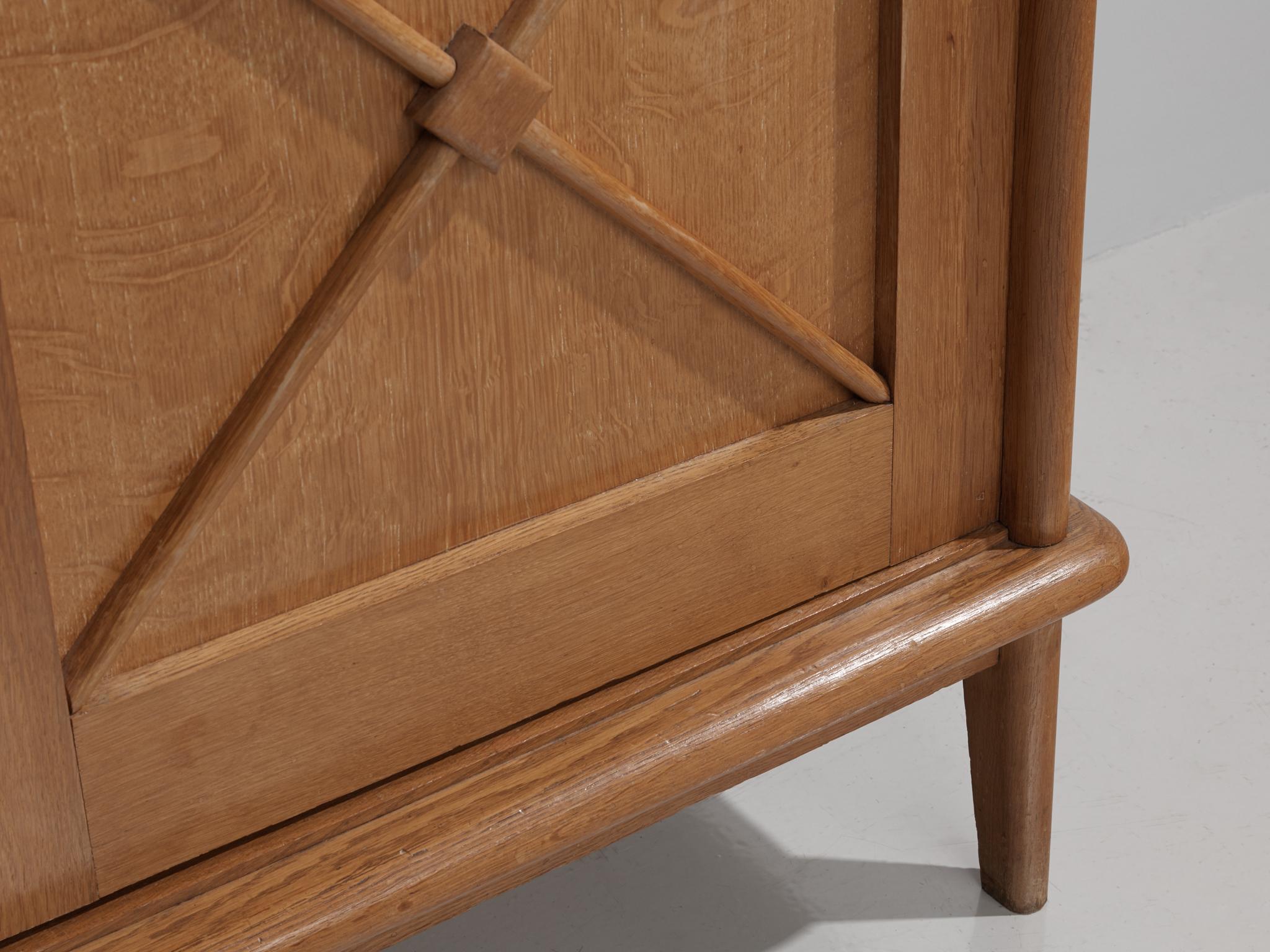 Mid-Century Modern French Cabinet in Oak With Geometrical Detailing