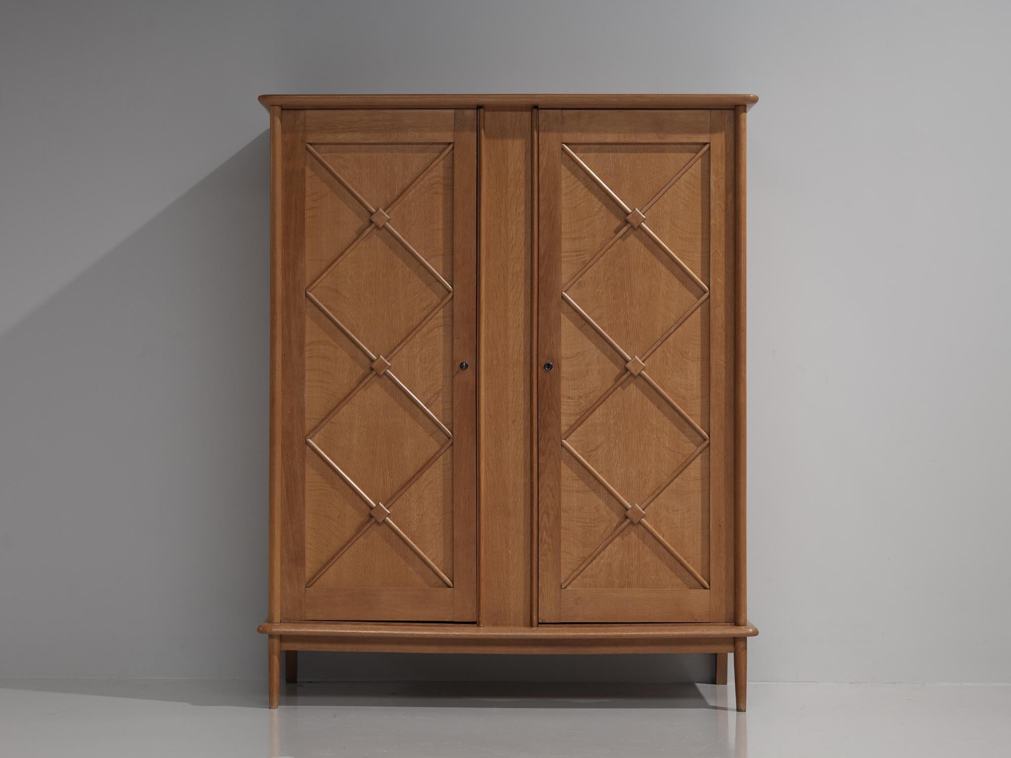 Mid-20th Century French Cabinet in Oak With Geometrical Detailing